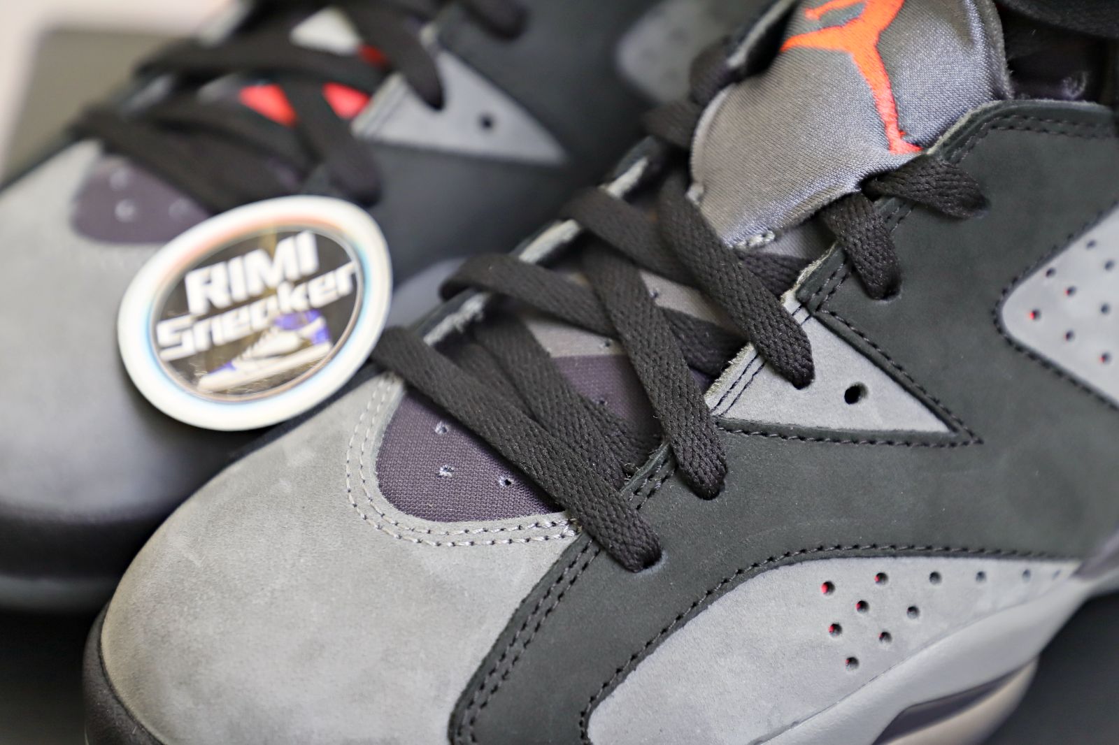 PARIS SAINT-GERMAIN X AIR JORDAN 6 RETRO 'IRON GREY'