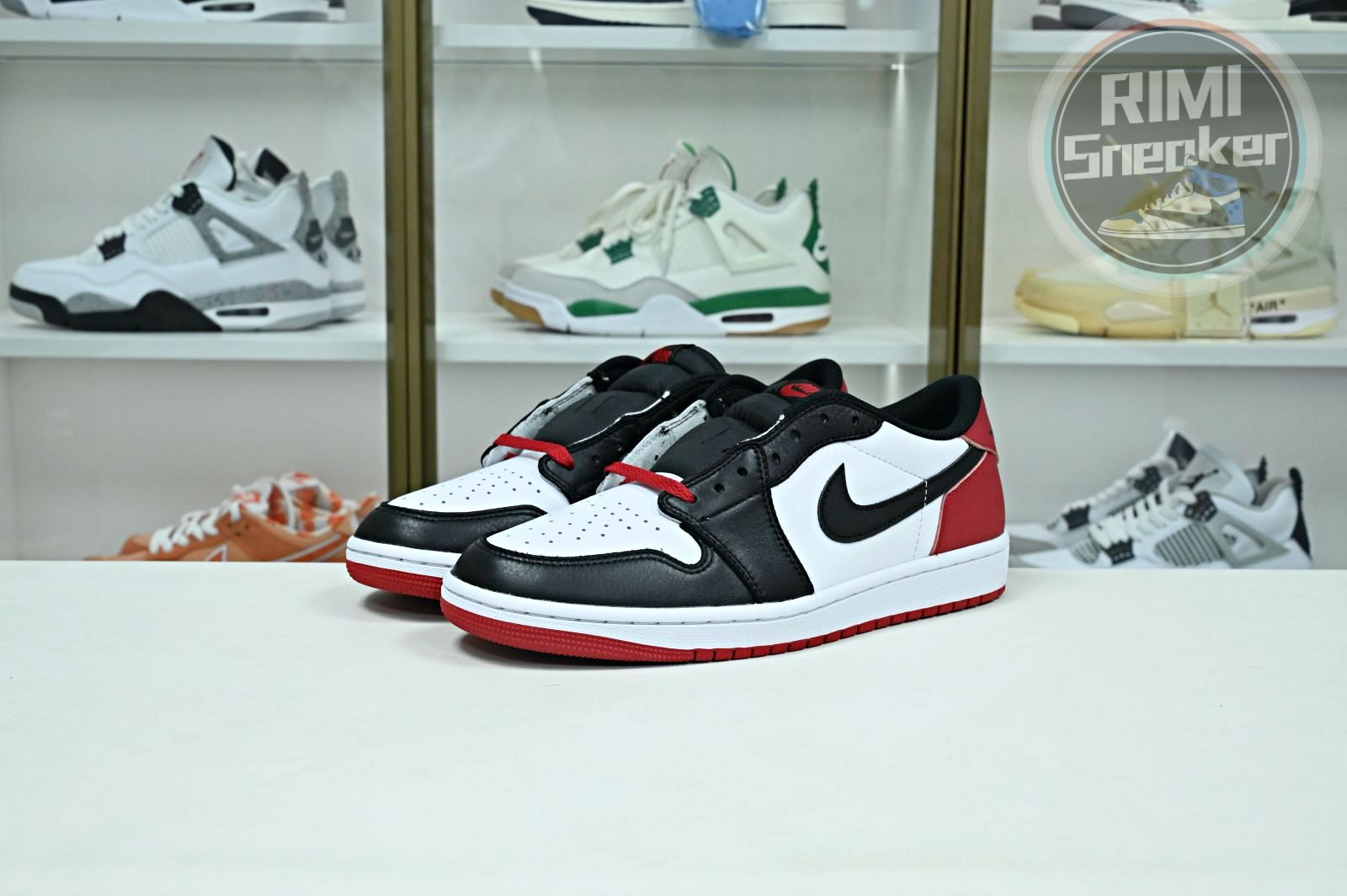 Jordan Air Jordan 1 Low OG "Black Toe"'
