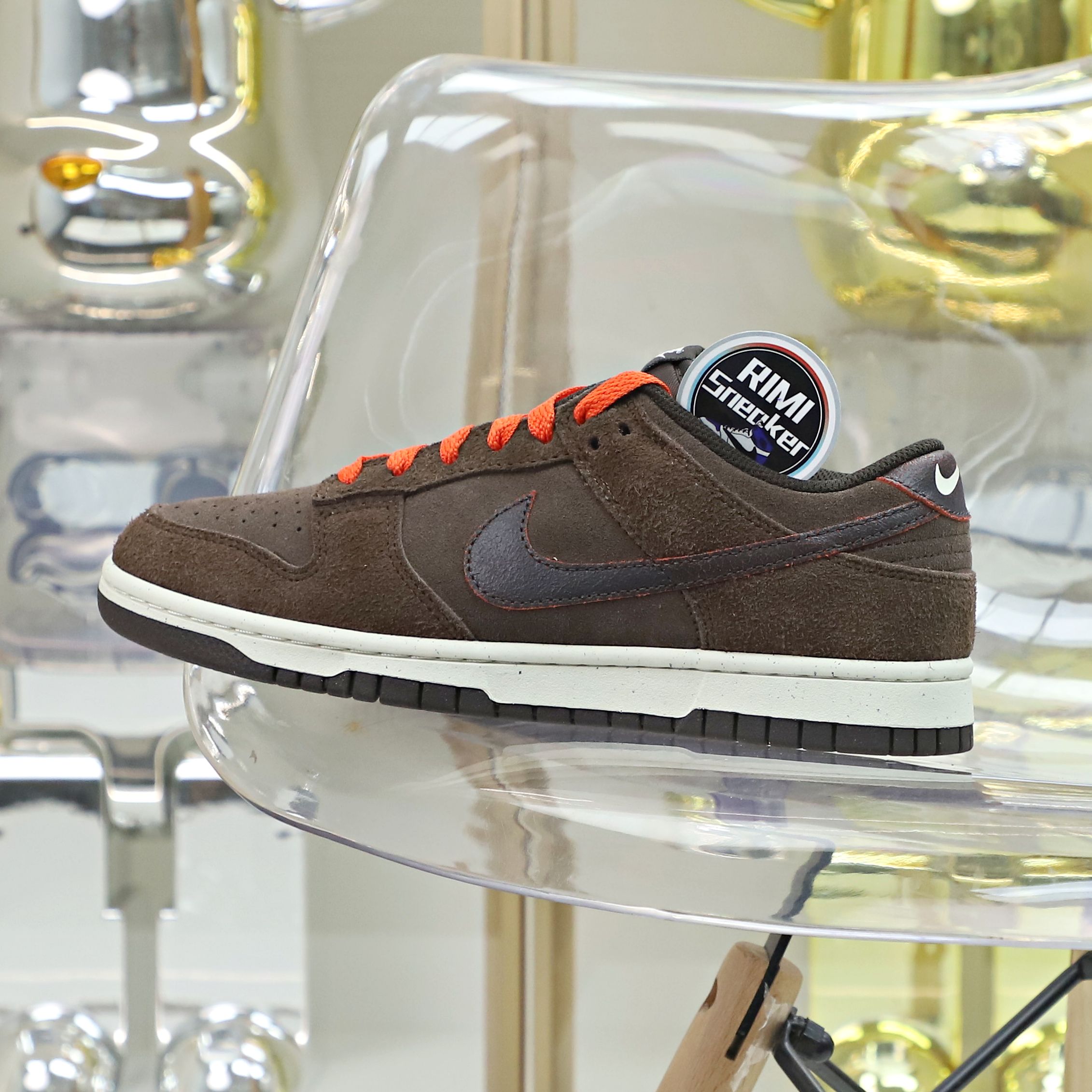 Nike Dunk Low "Baroque Brown"