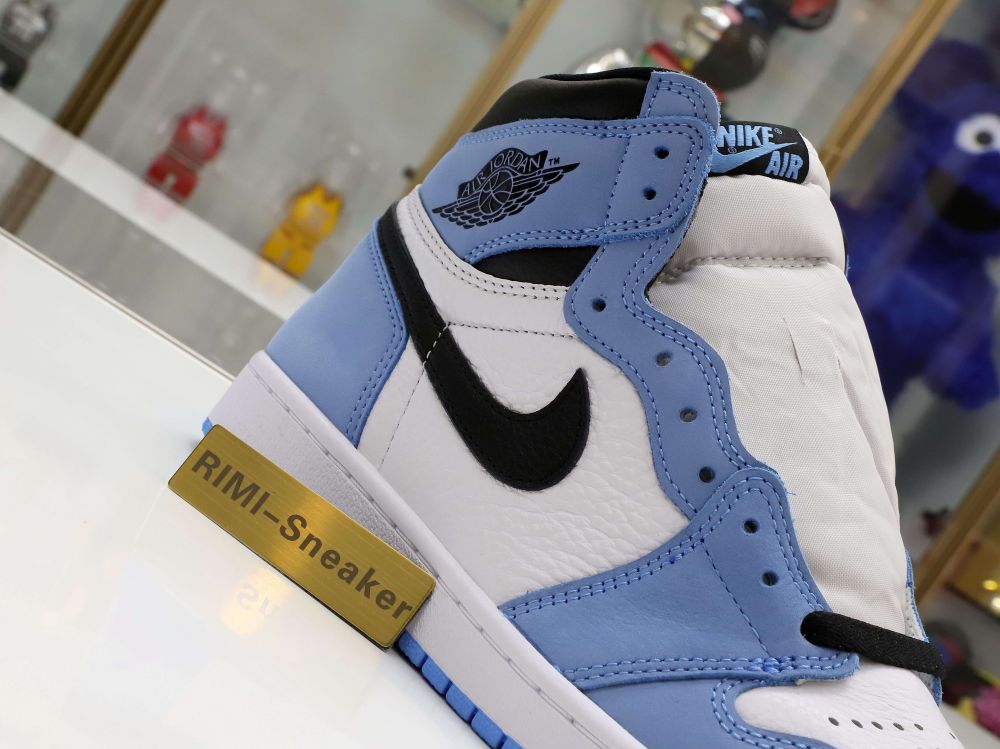 AIR JORDAN 1 RETRO HIGH OG 'UNIVERSITY