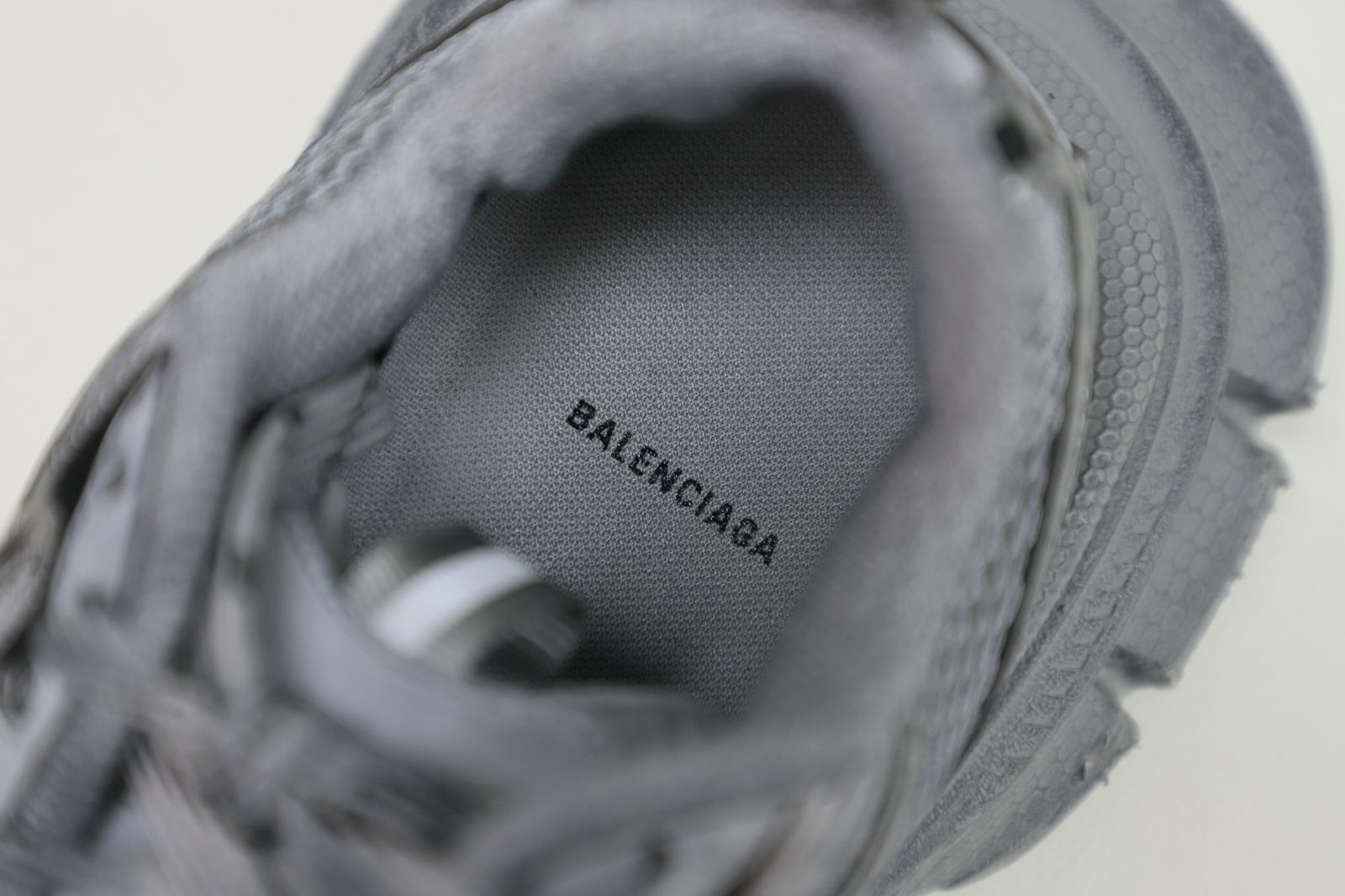 Balenciaga all sizes still in stock! Please contact customer service on iMessage/WhatsApp to purchase! BLGA  3XL