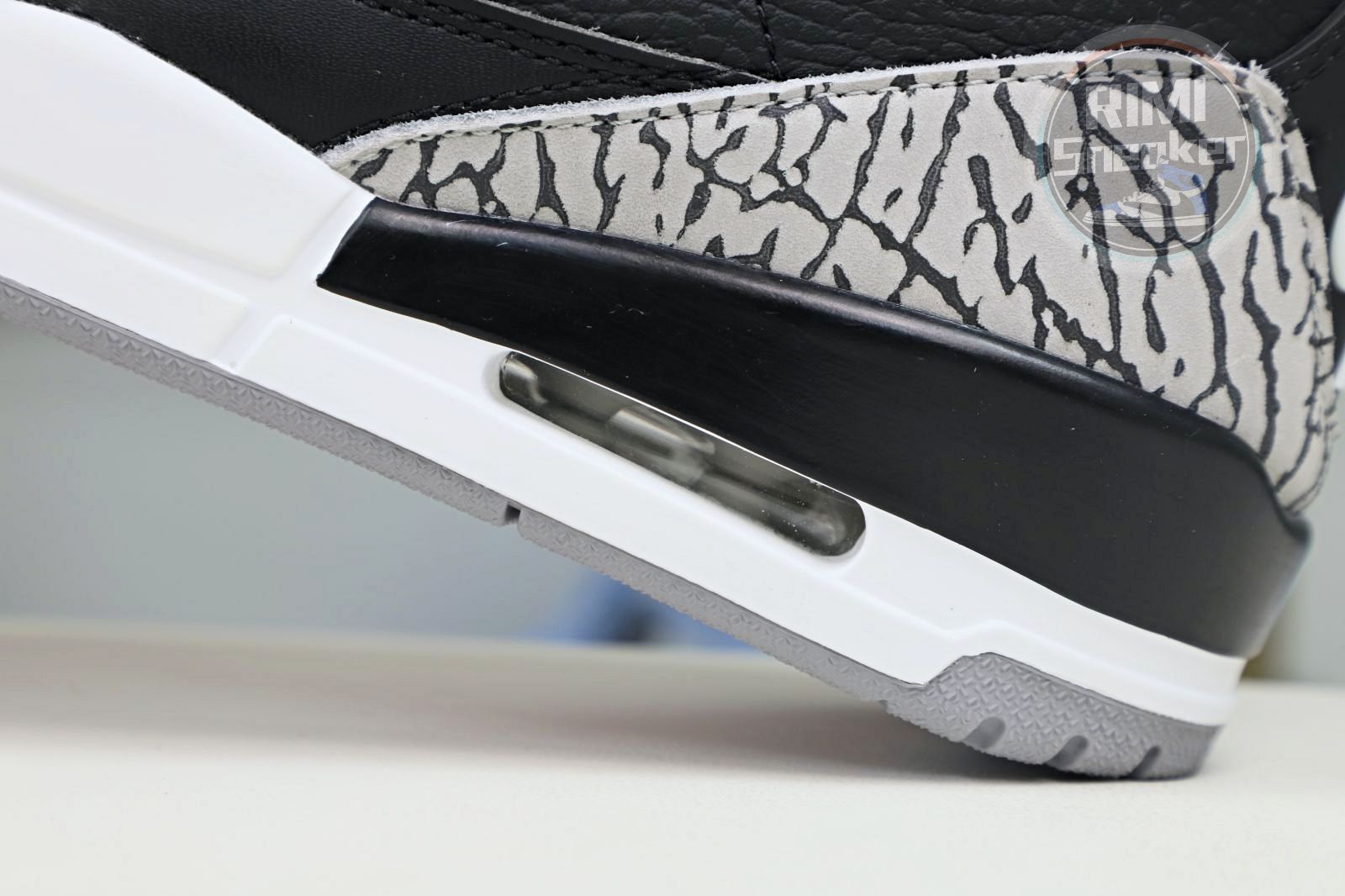 AIR JORDAN 3 RETRO OG 'BLACK CEMENT' 2018（854262-001）