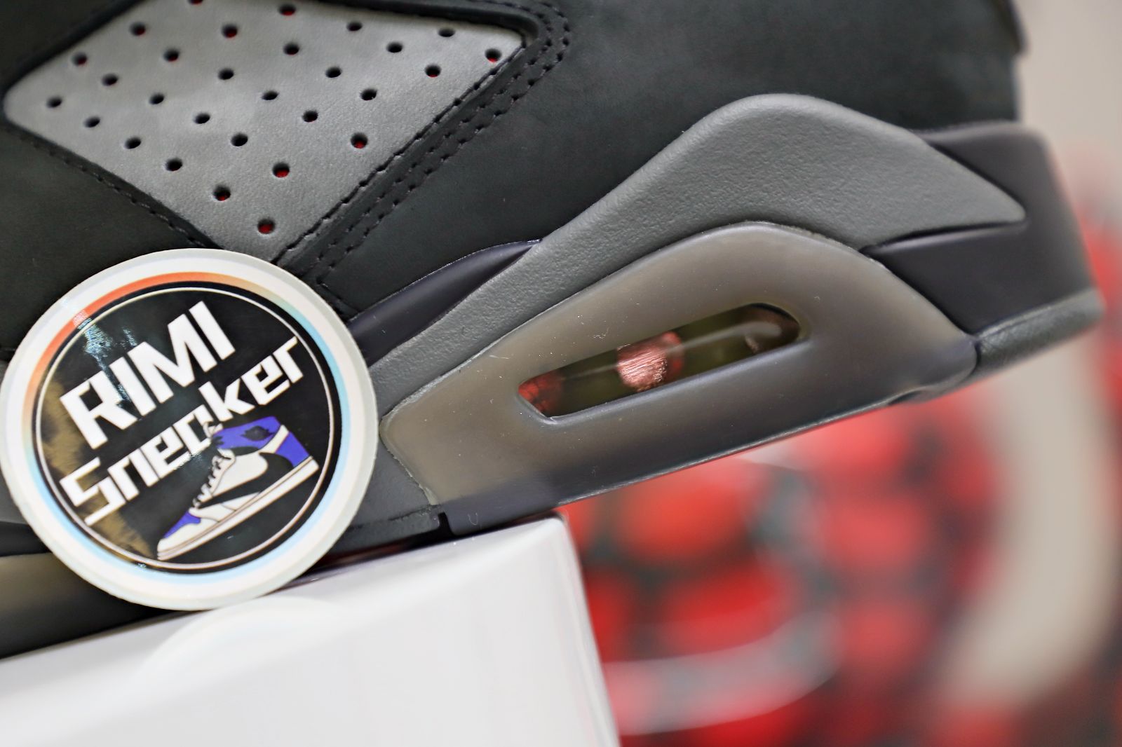 PARIS SAINT-GERMAIN X AIR JORDAN 6 RETRO 'IRON GREY'