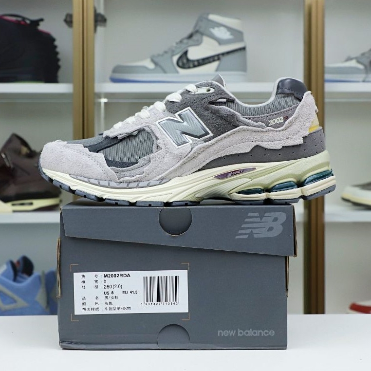 New Balance NB 2002R "refned future"