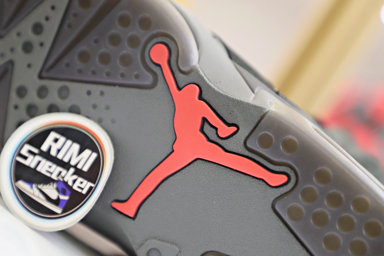 PARIS SAINT-GERMAIN X AIR JORDAN 6 RETRO 'IRON GREY'