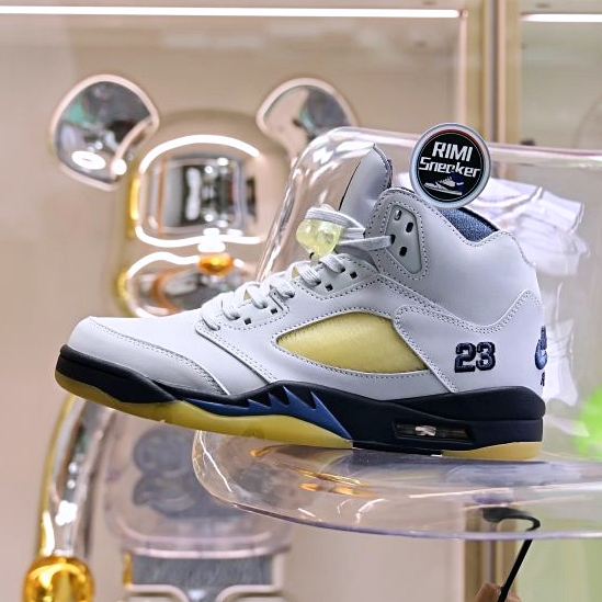 A MA MANIÉRE x Air Jordan 5"Photon Dust"