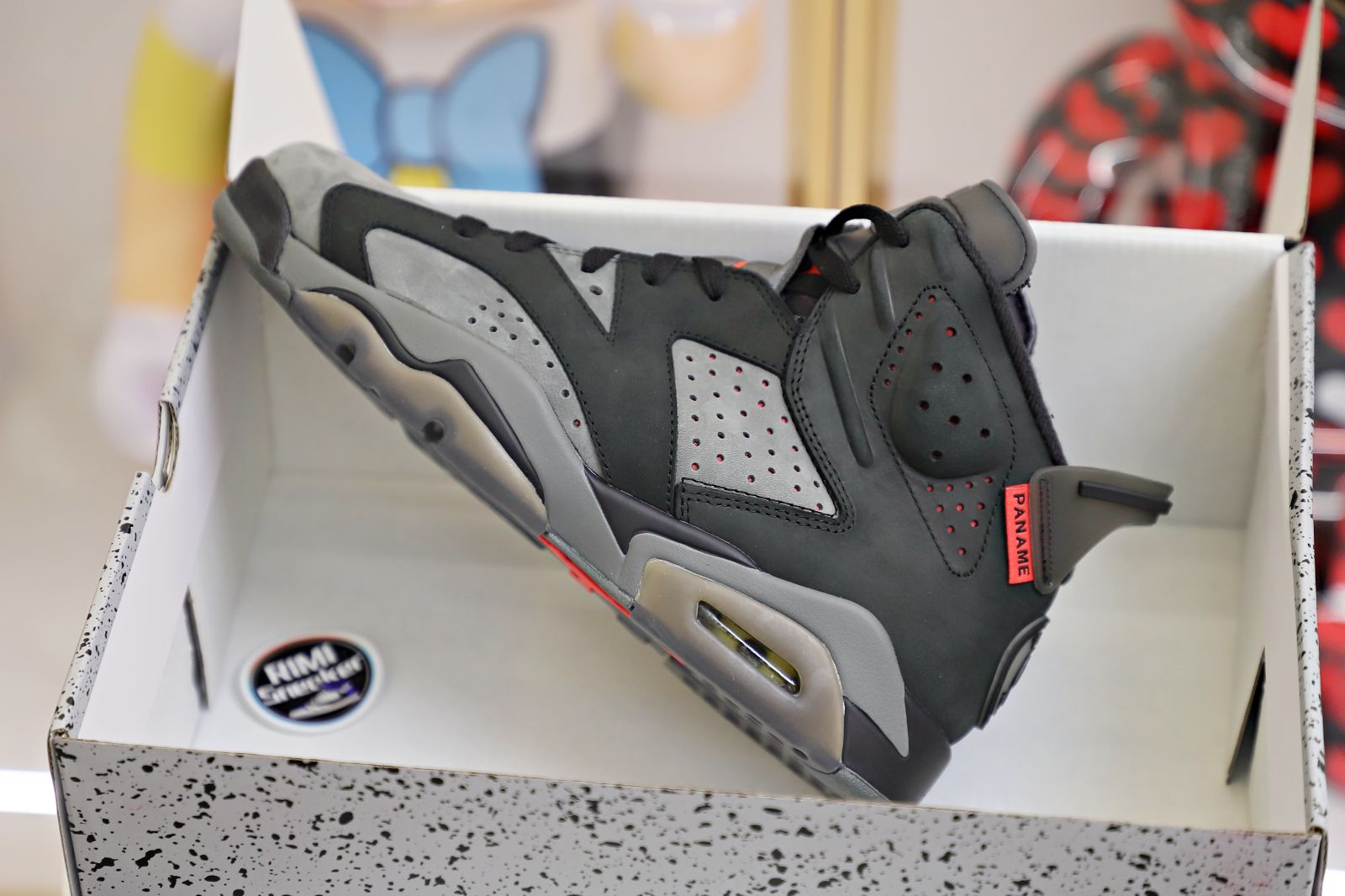 PARIS SAINT-GERMAIN X AIR JORDAN 6 RETRO 'IRON GREY'