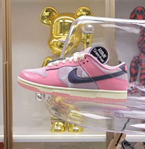 Nike Dunk Low"Hot Punch and PinkFoam" barbie