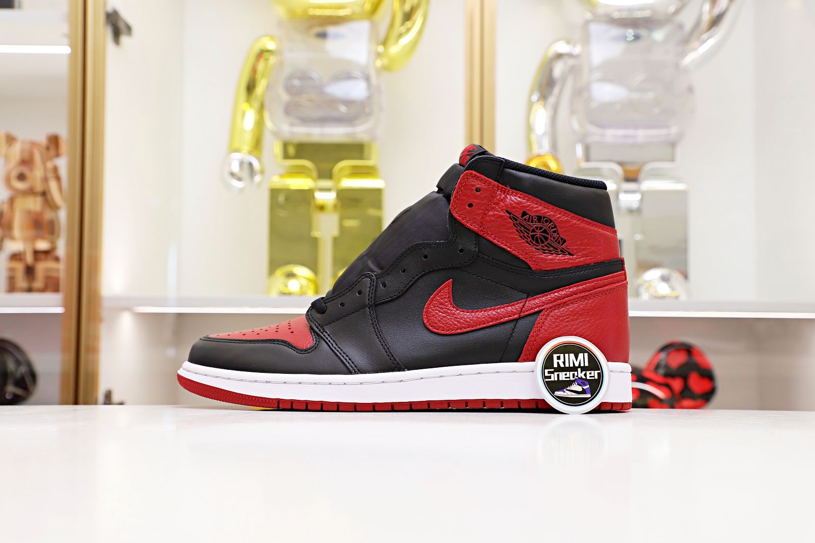 AIR JORDAN 1 RETRO HIGH OG 'BRED'