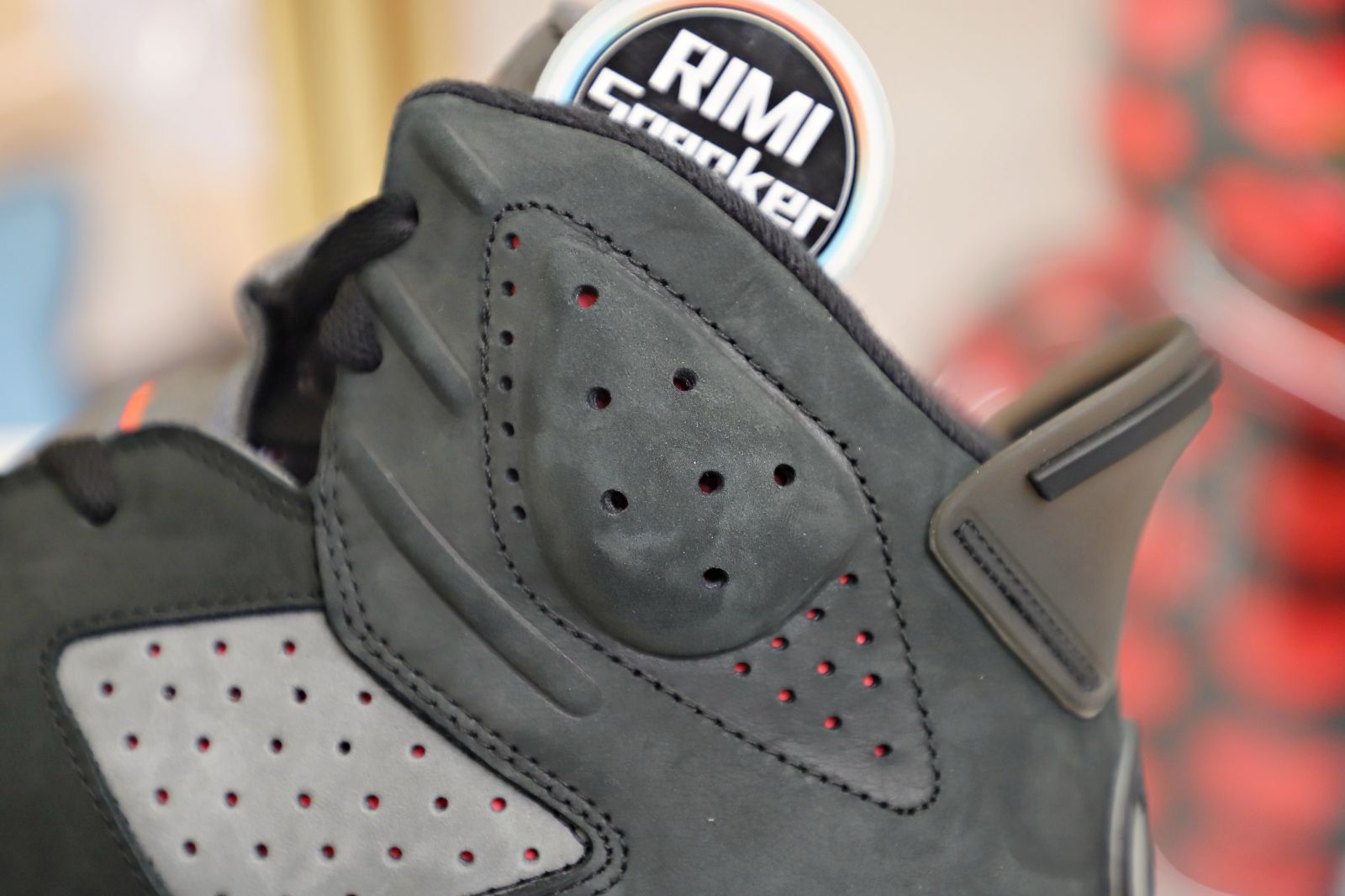 PARIS SAINT-GERMAIN X AIR JORDAN 6 RETRO 'IRON GREY'