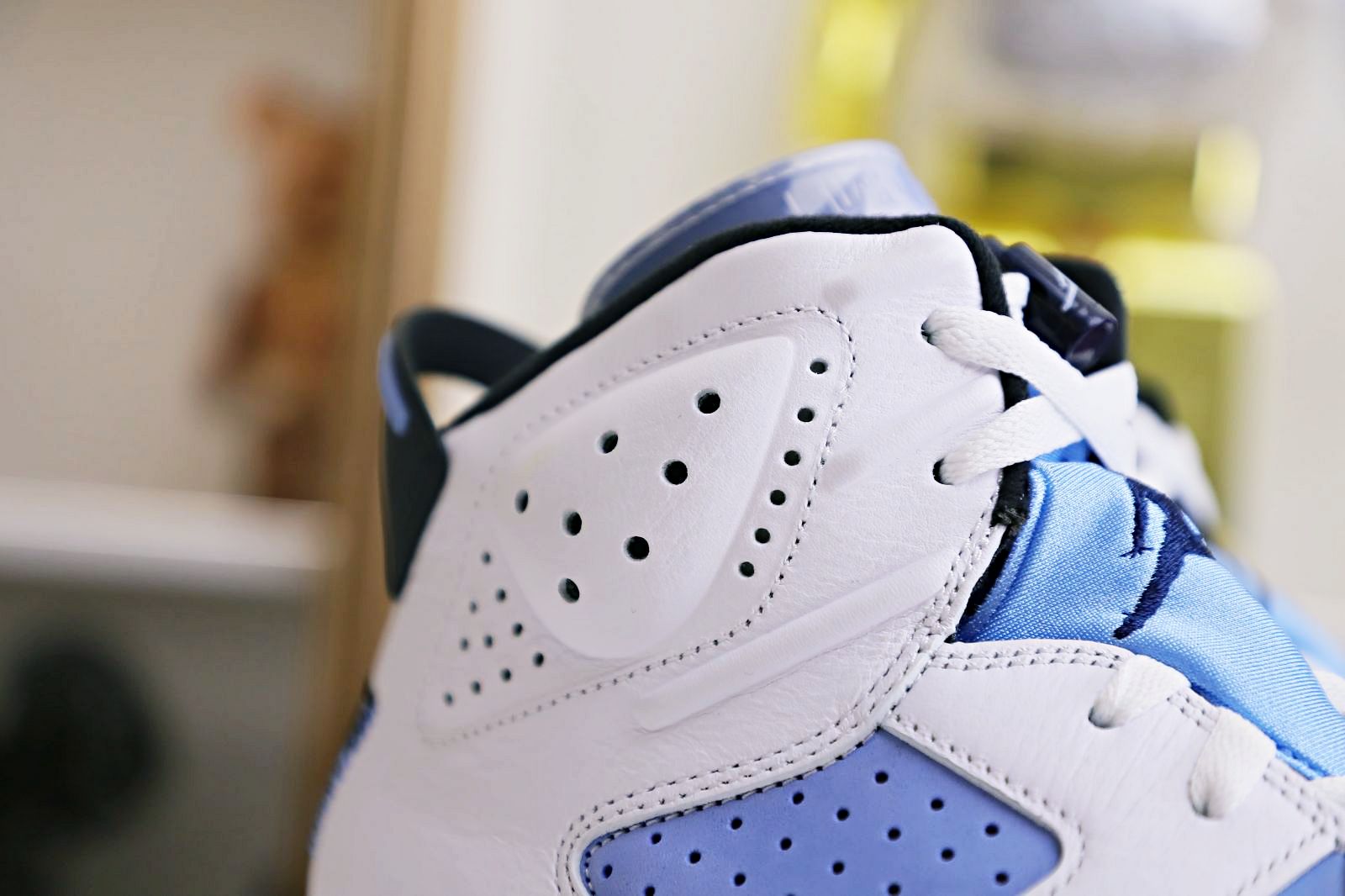 AIR JORDAN 6 RETRO 'UNC HOME'