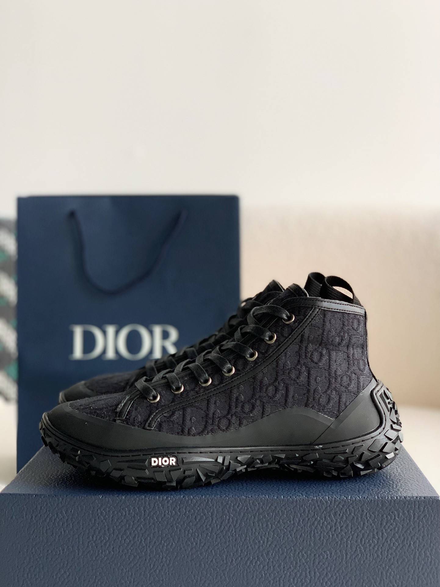 D*OR B28 high-top Sneakers