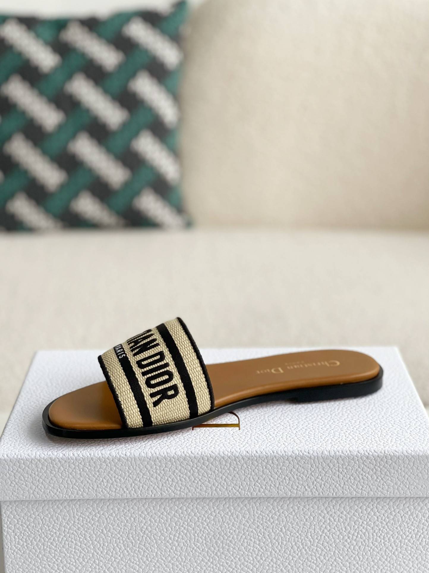D*OR women's slippers