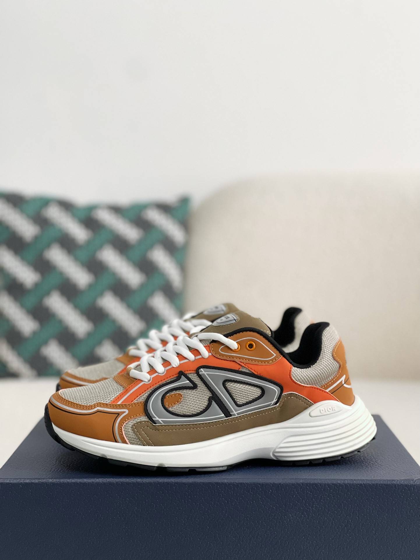D*OR B30 New Sneaker