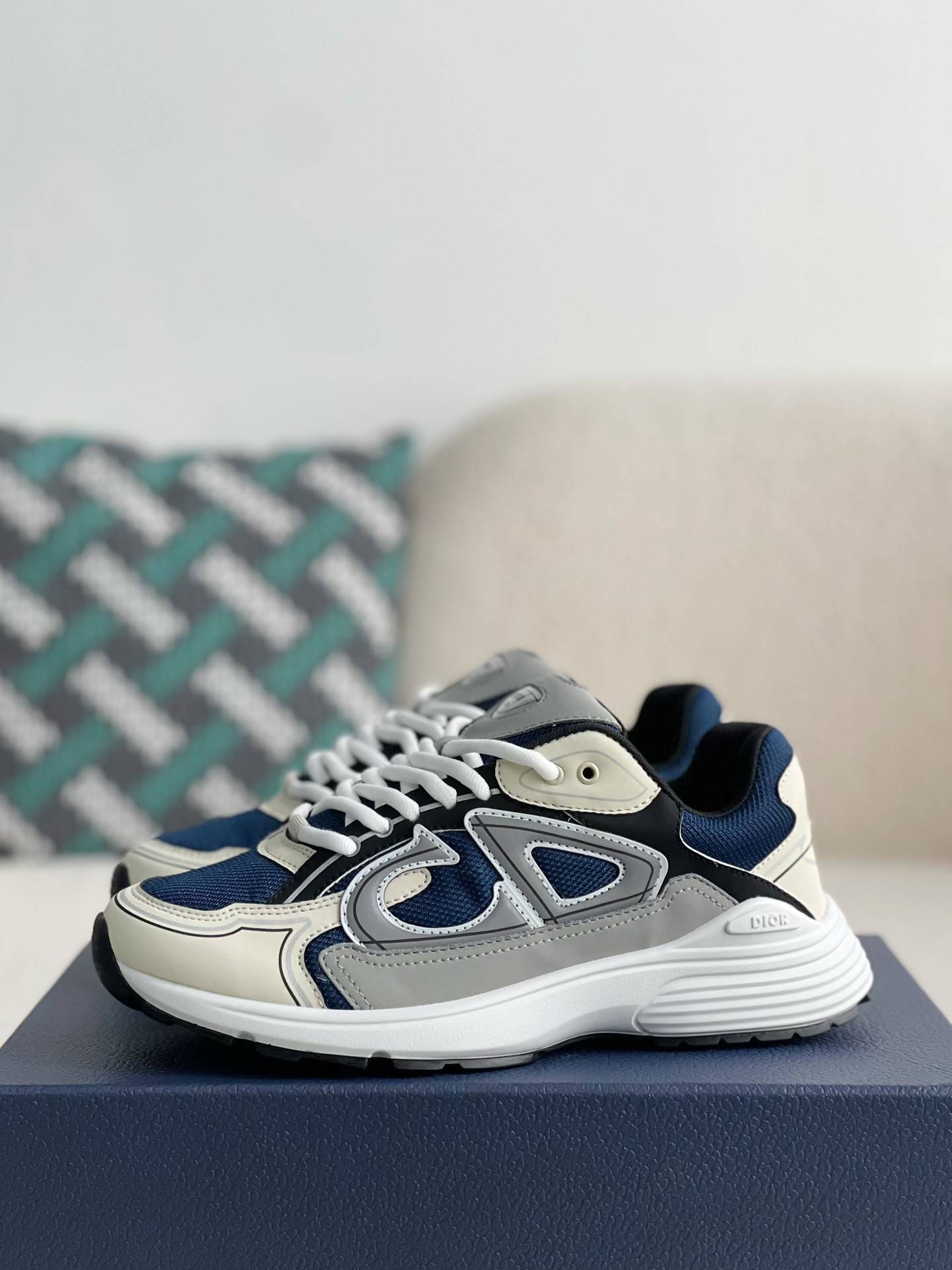 D*OR B30 New Sneaker