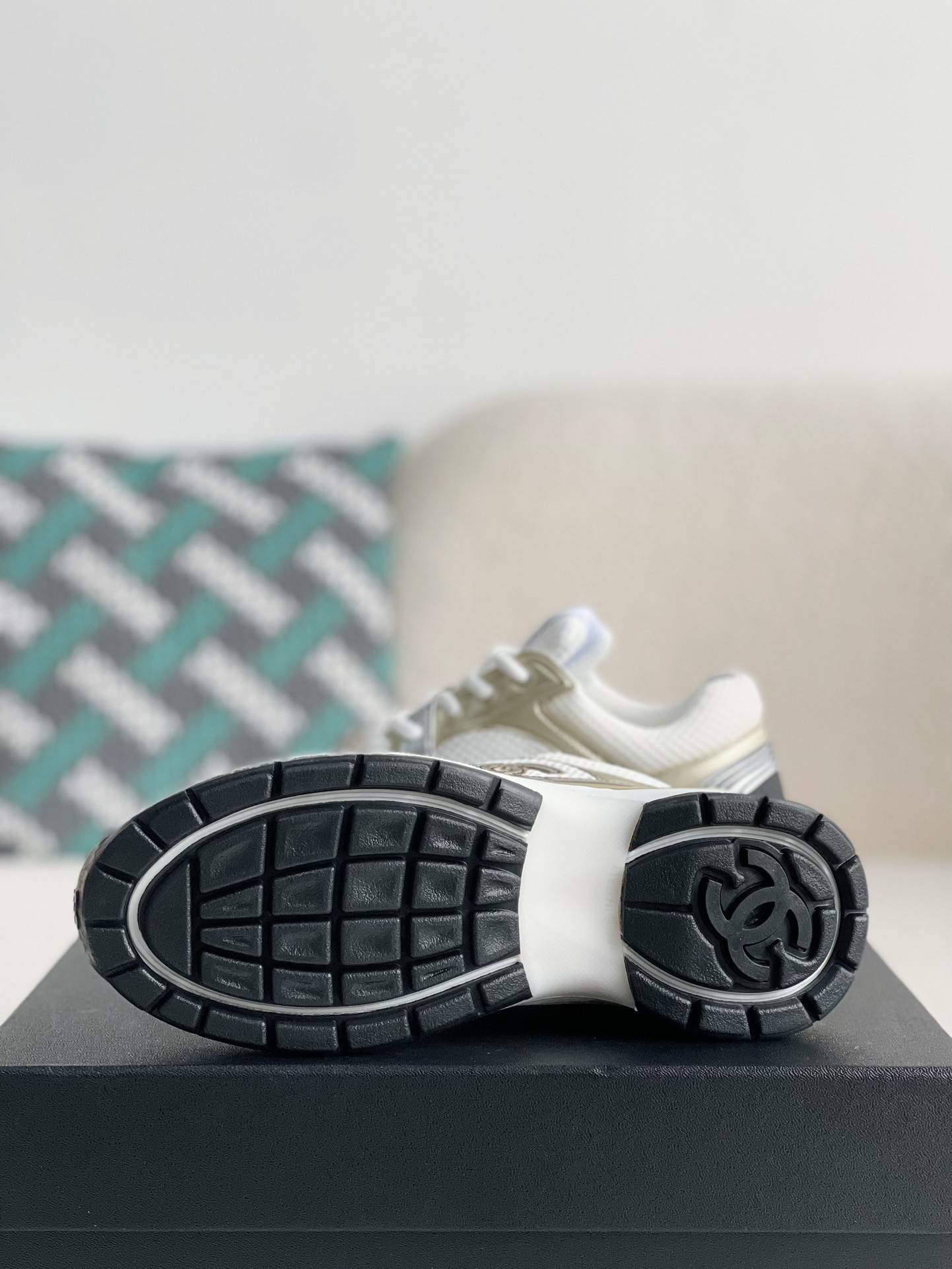 CH*EL Women's Sneakers