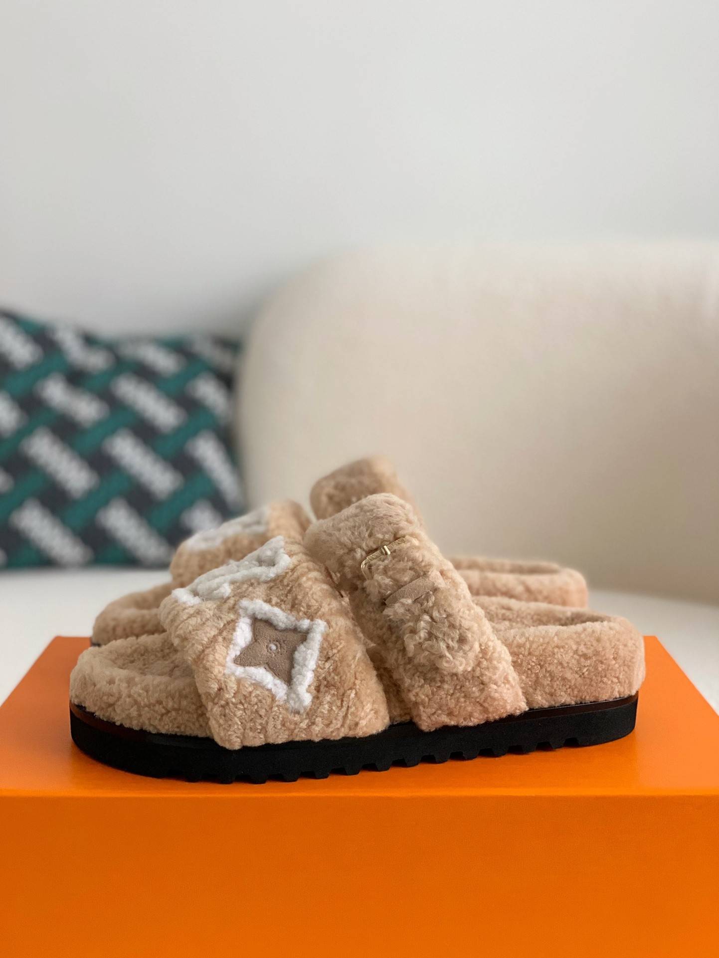 L*V PASEO COMFORT Women's Sandals