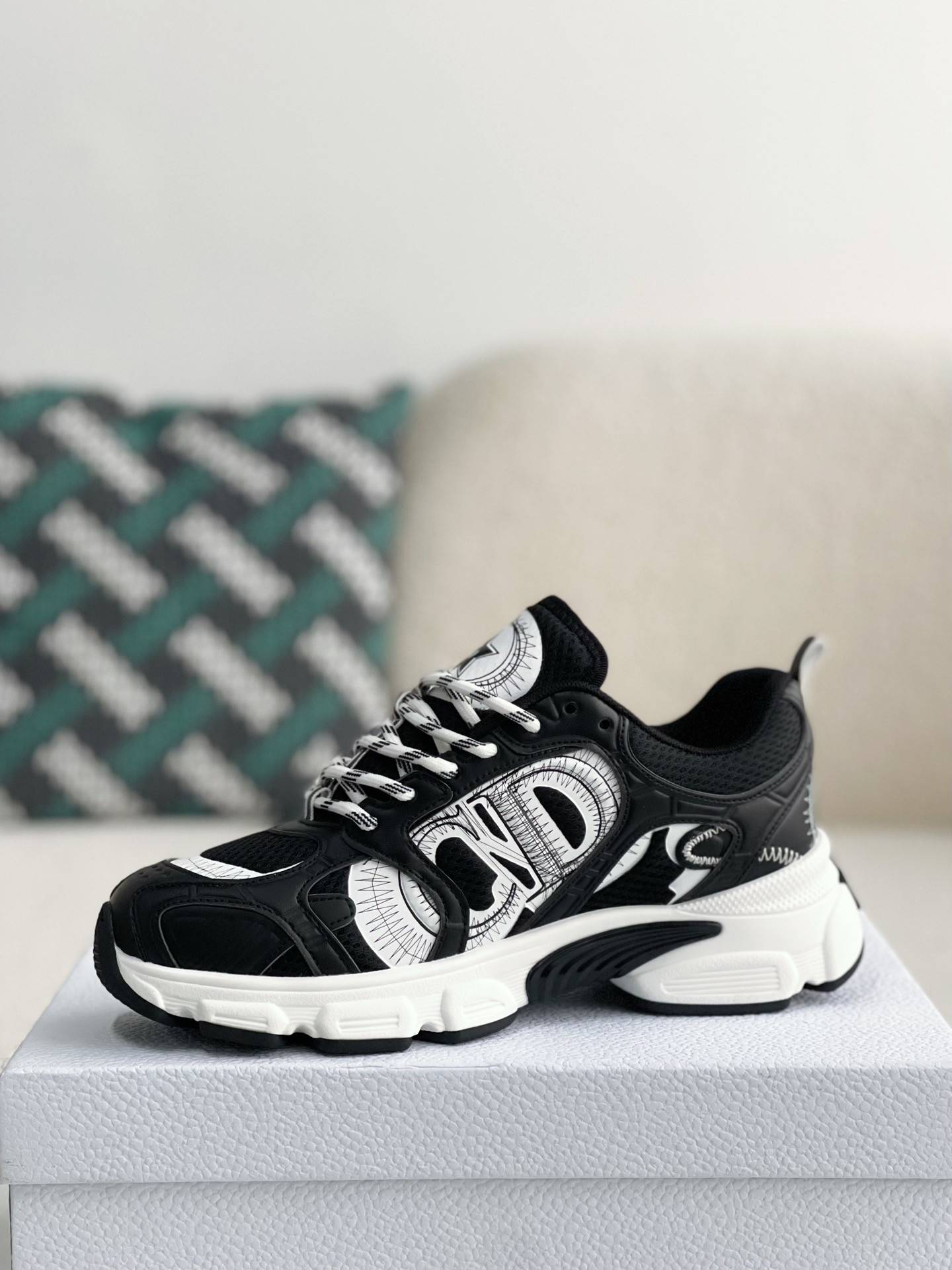 D*OR Running Sneakers