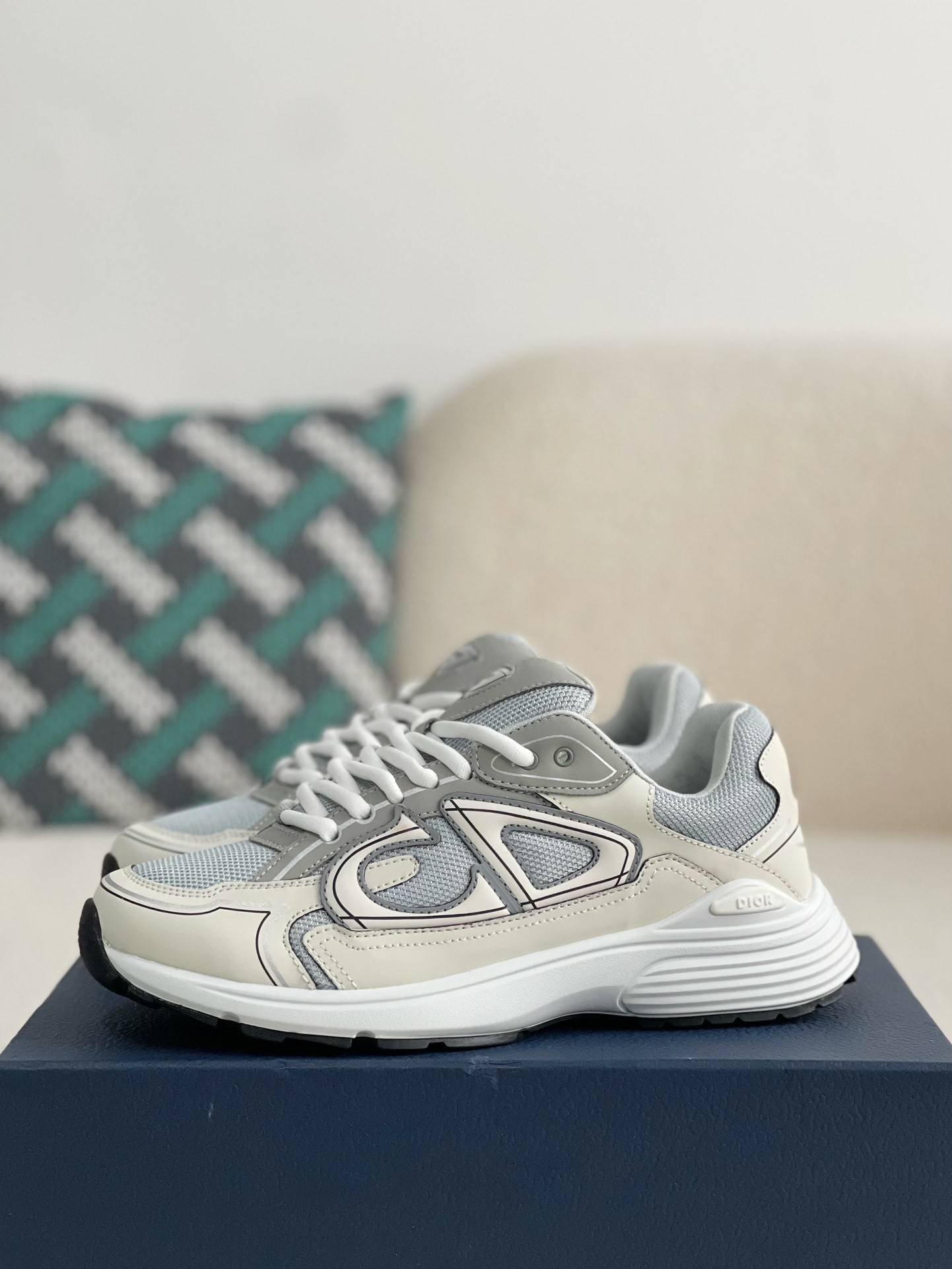 D*OR B30 New Sneaker