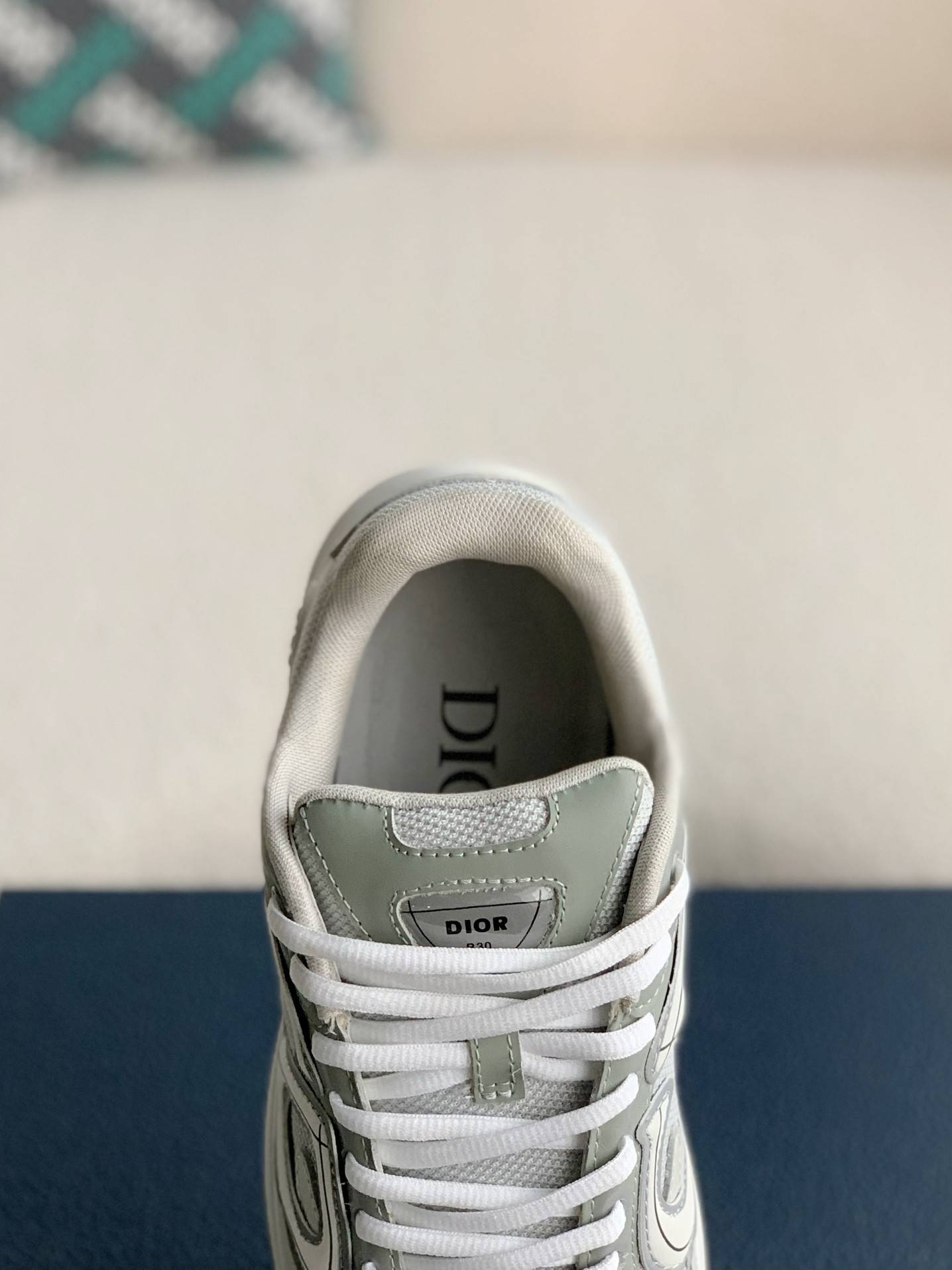 D*OR B57 New Sneaker