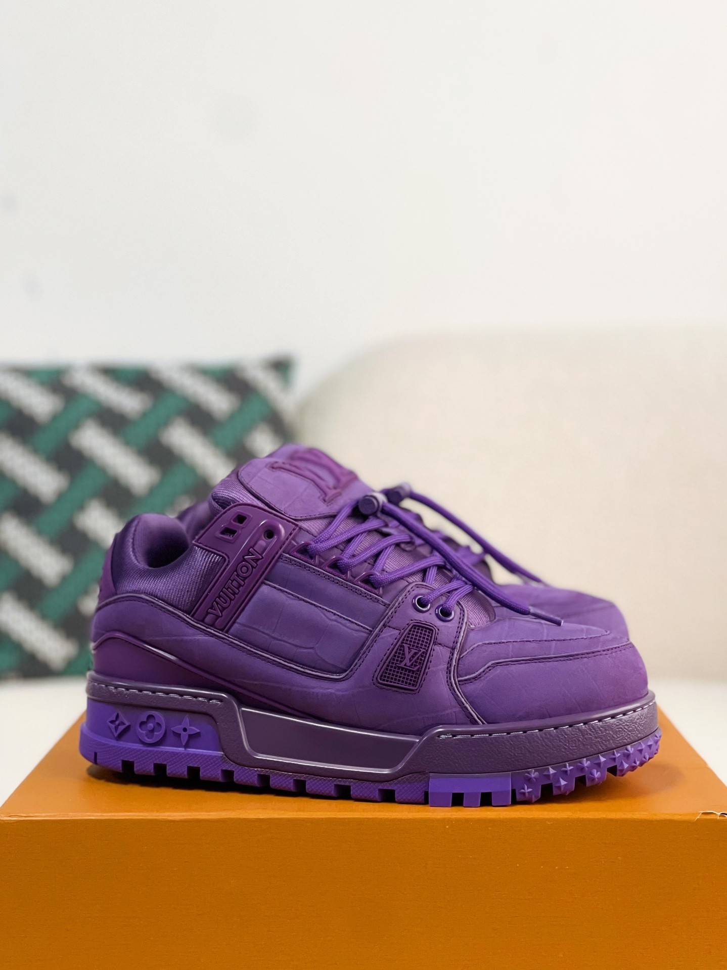 L*V TRAINER MAXI  SNEAKERS