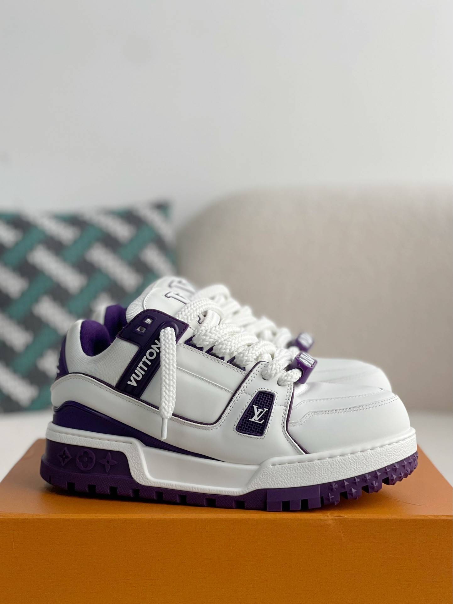 L*V TRAINER MAXI  SNEAKERS