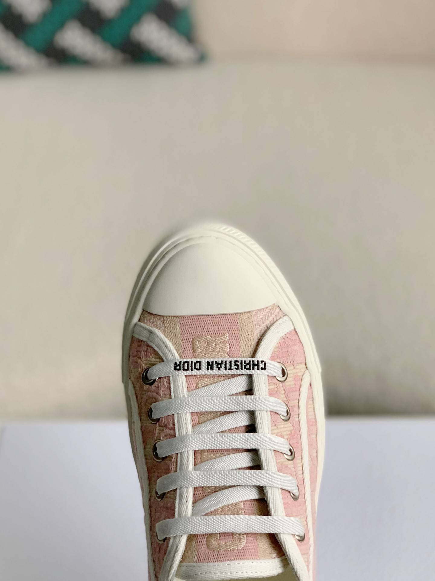 D*OR B23 low Sneaker