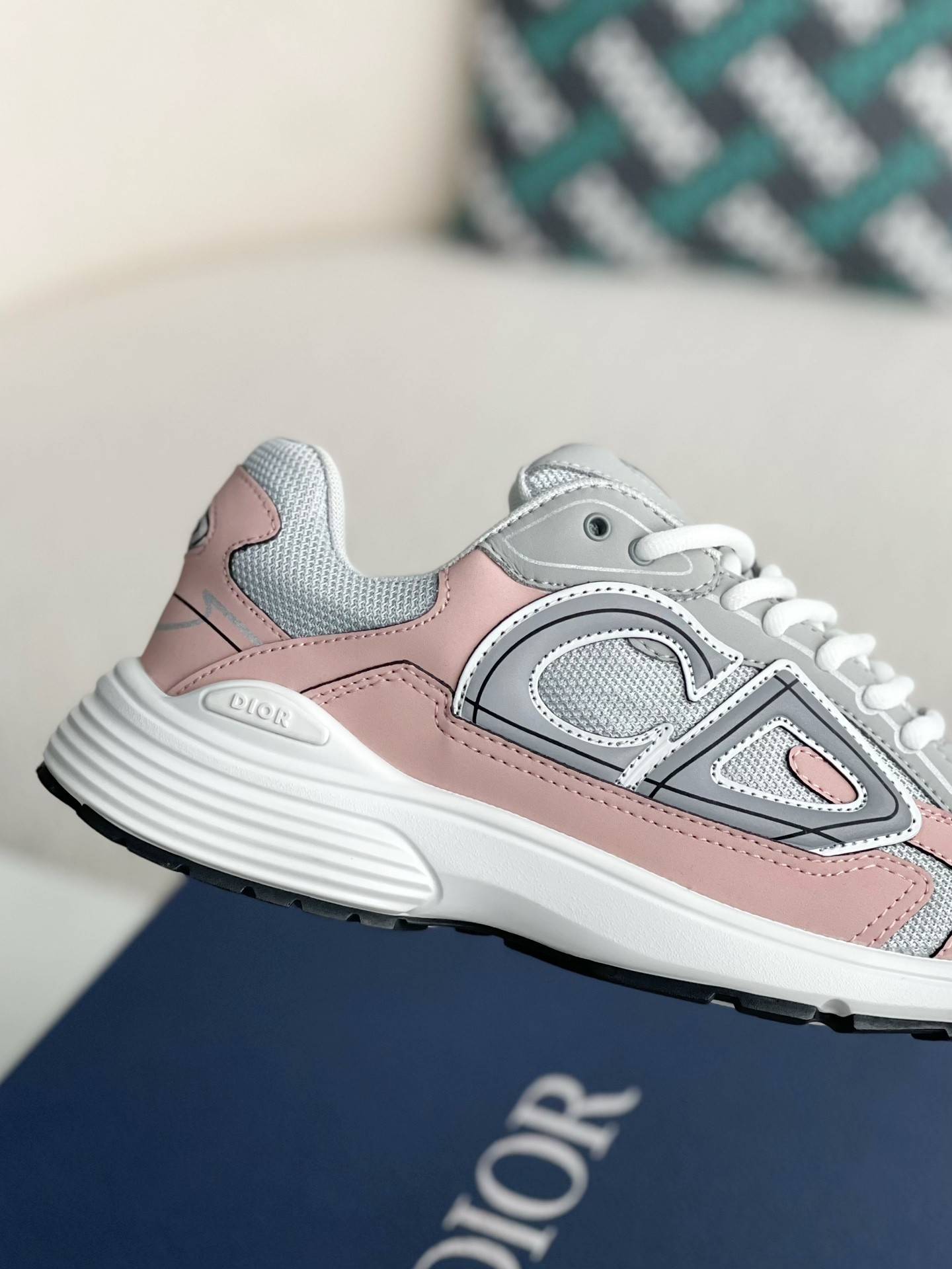 D*OR B30 New Sneaker