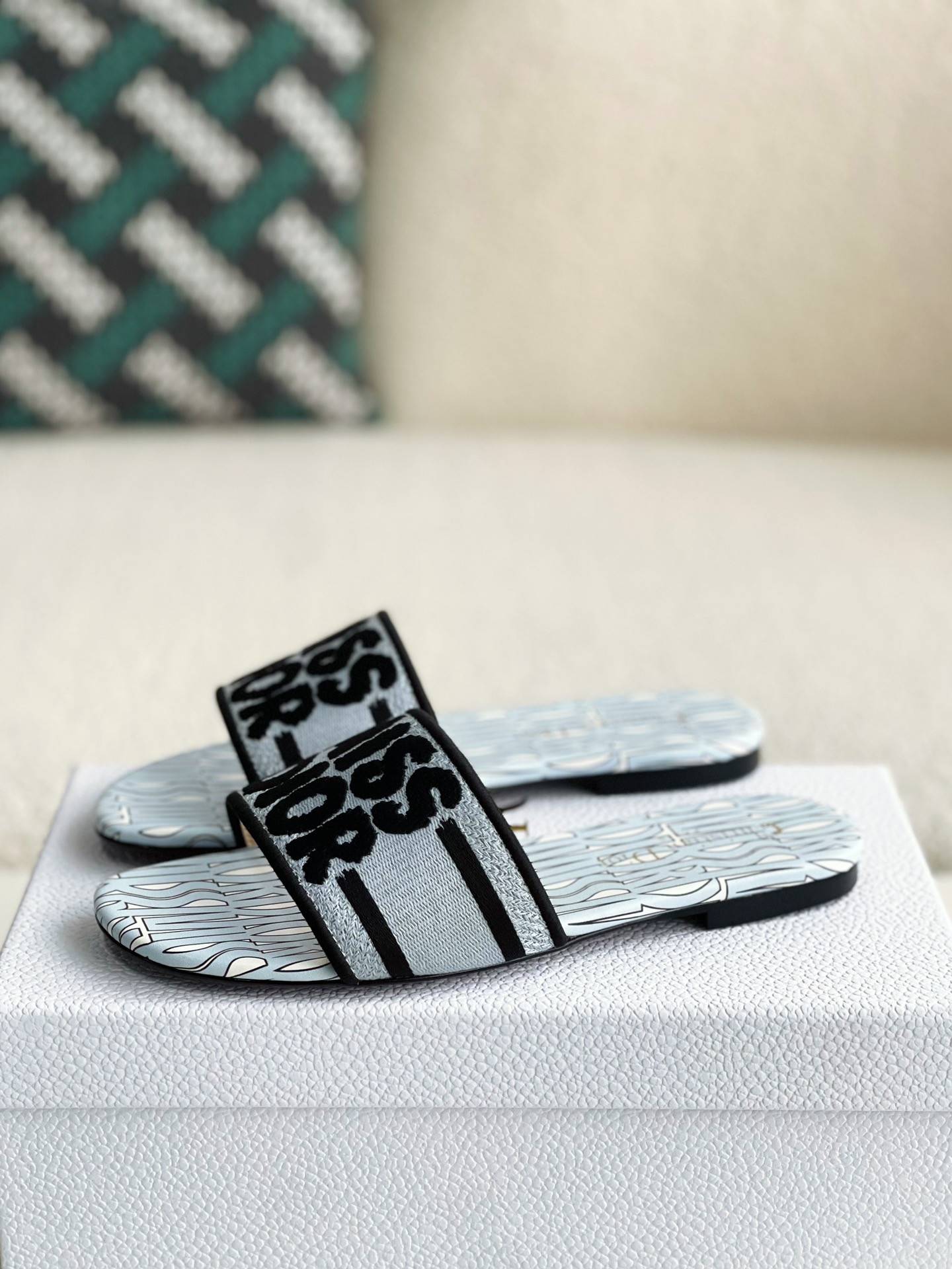 D*OR women's slippers
