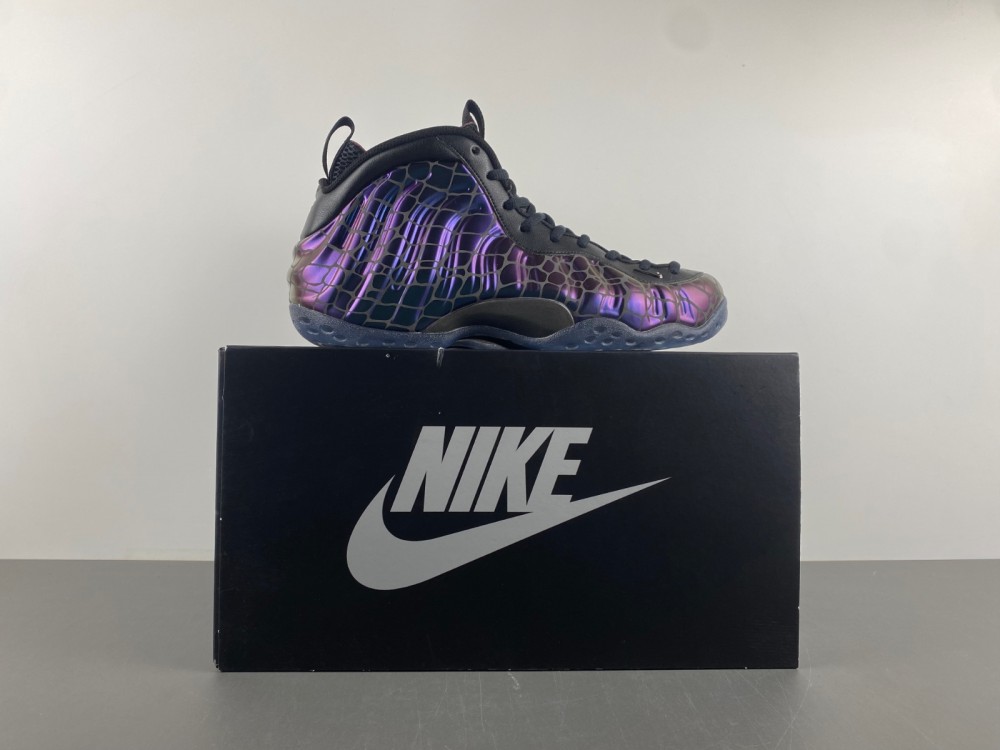 TEKKEN 8 x Nike Air Foamposite One “Kazuya Mishima” FQ9050-400