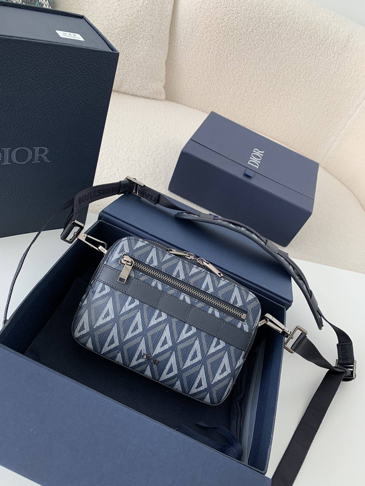 D*OR Men's SAFARI Messenger Bag, Top Quality Size: 22 * 15 * 6cm