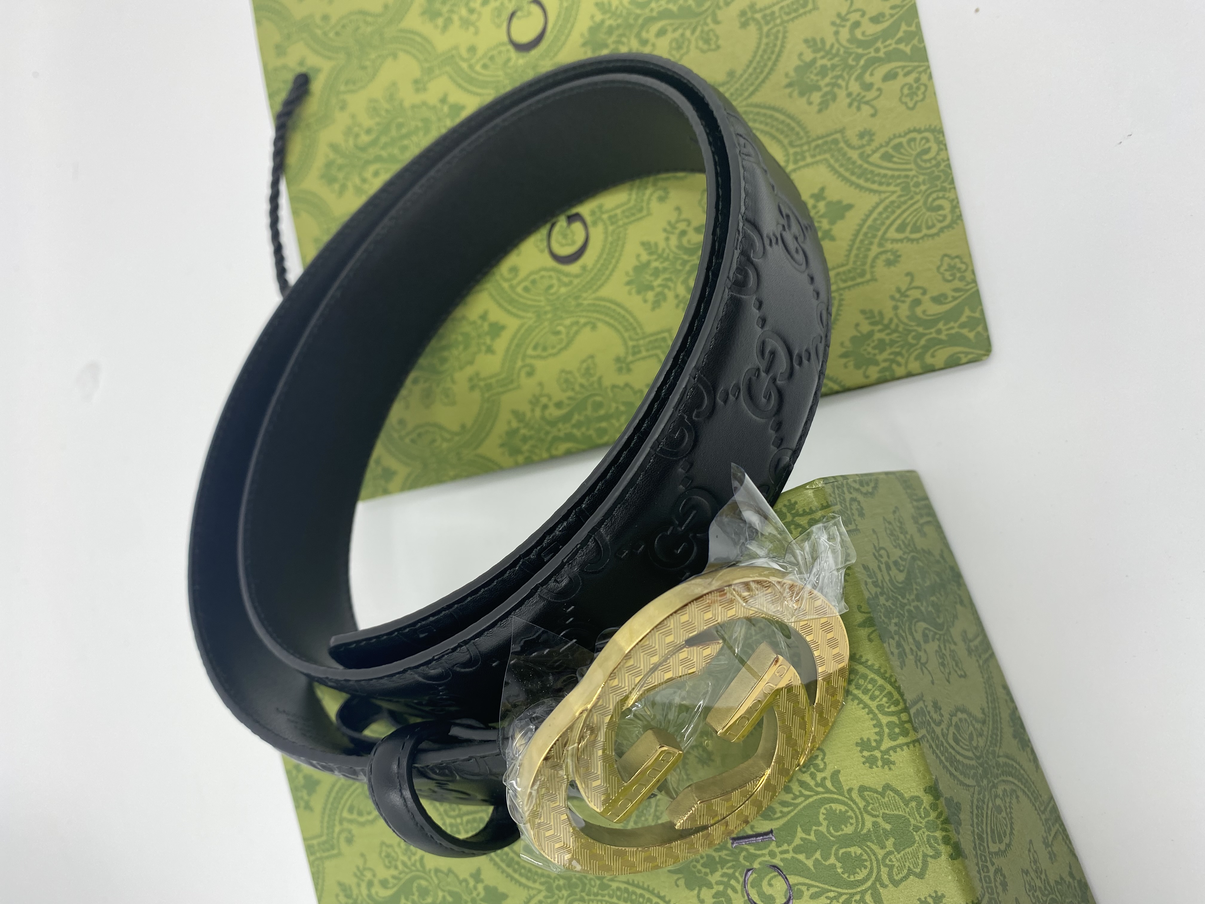 G*u*i men's belts 000150