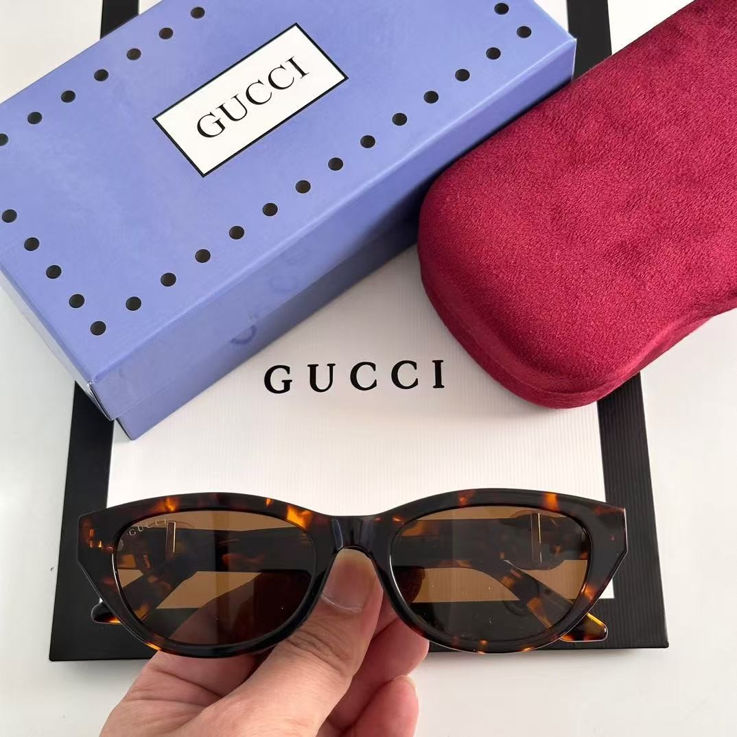 G*u*i new trend sunglasses