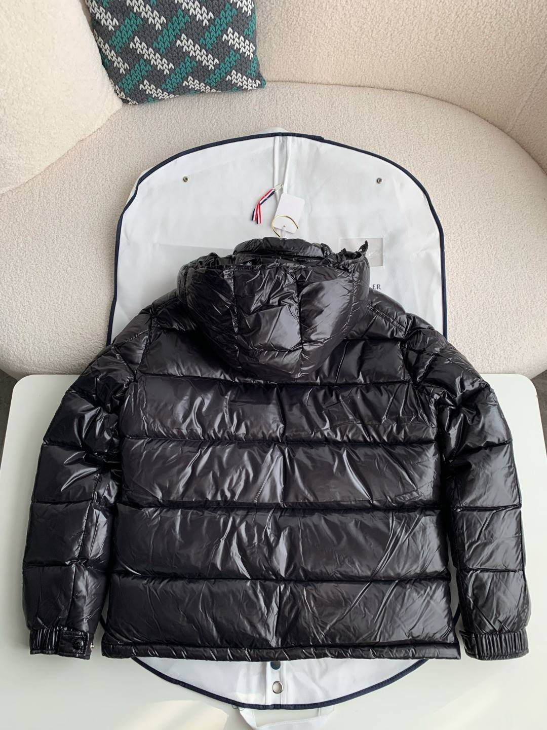 Moncler Short  men's down jacket