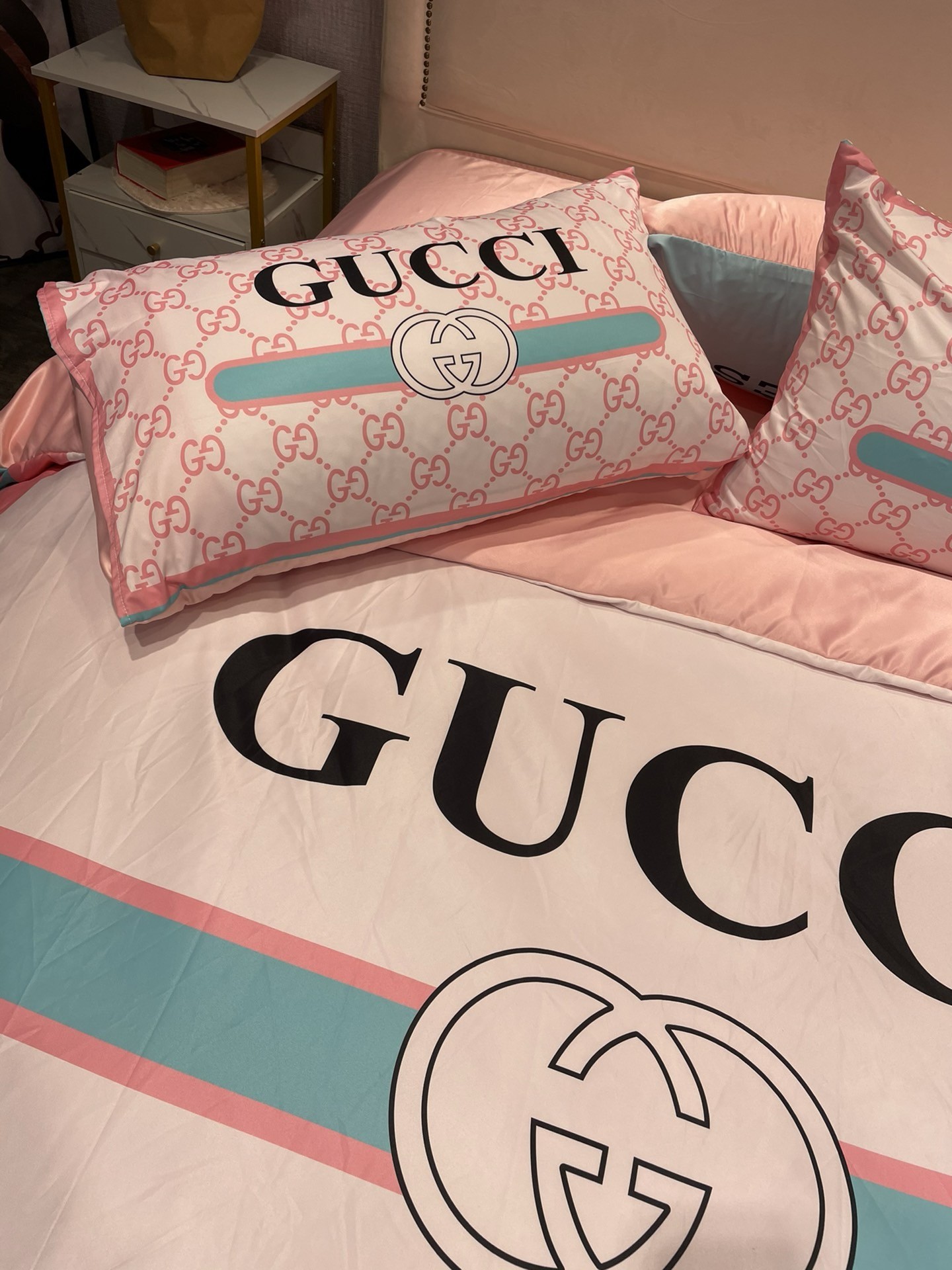 bedding-G*u*i four-piece set
