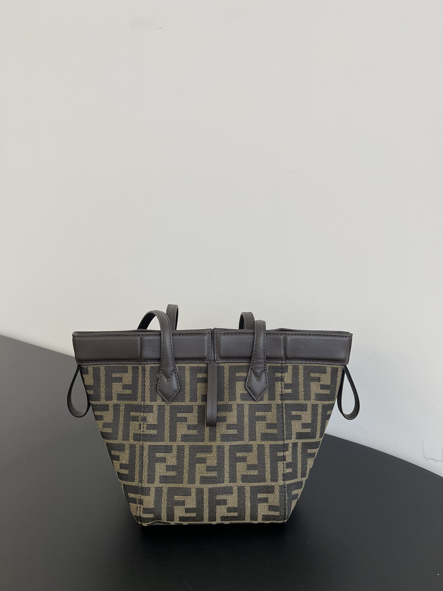 Fendi Mini Size Old Flower Latest Flow Origami Magic Bag Size: 15cmx18.5x15cm
