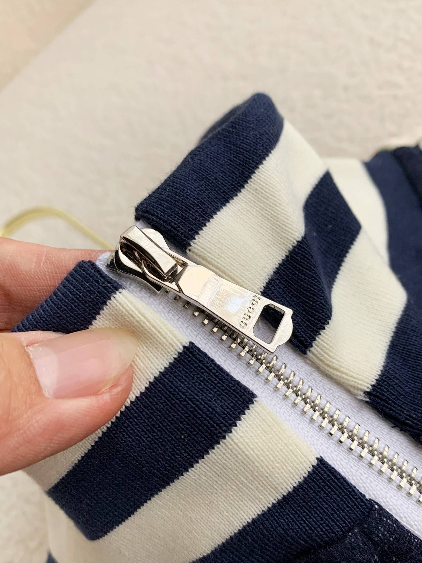 G*u*i men's knitted sweater jacket