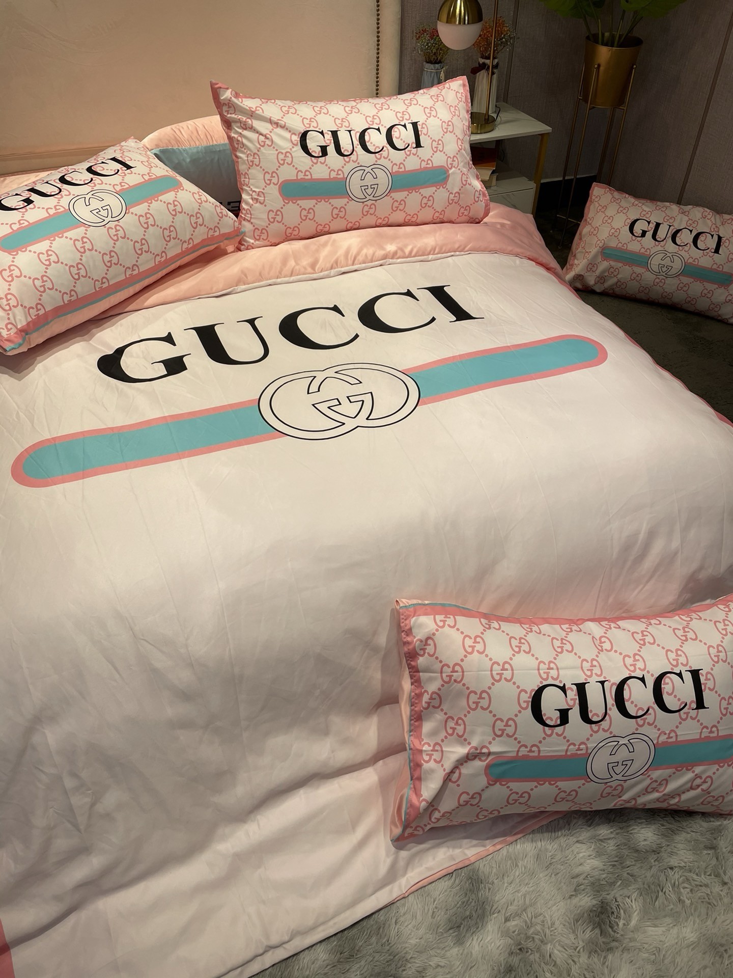 bedding-G*u*i four-piece set