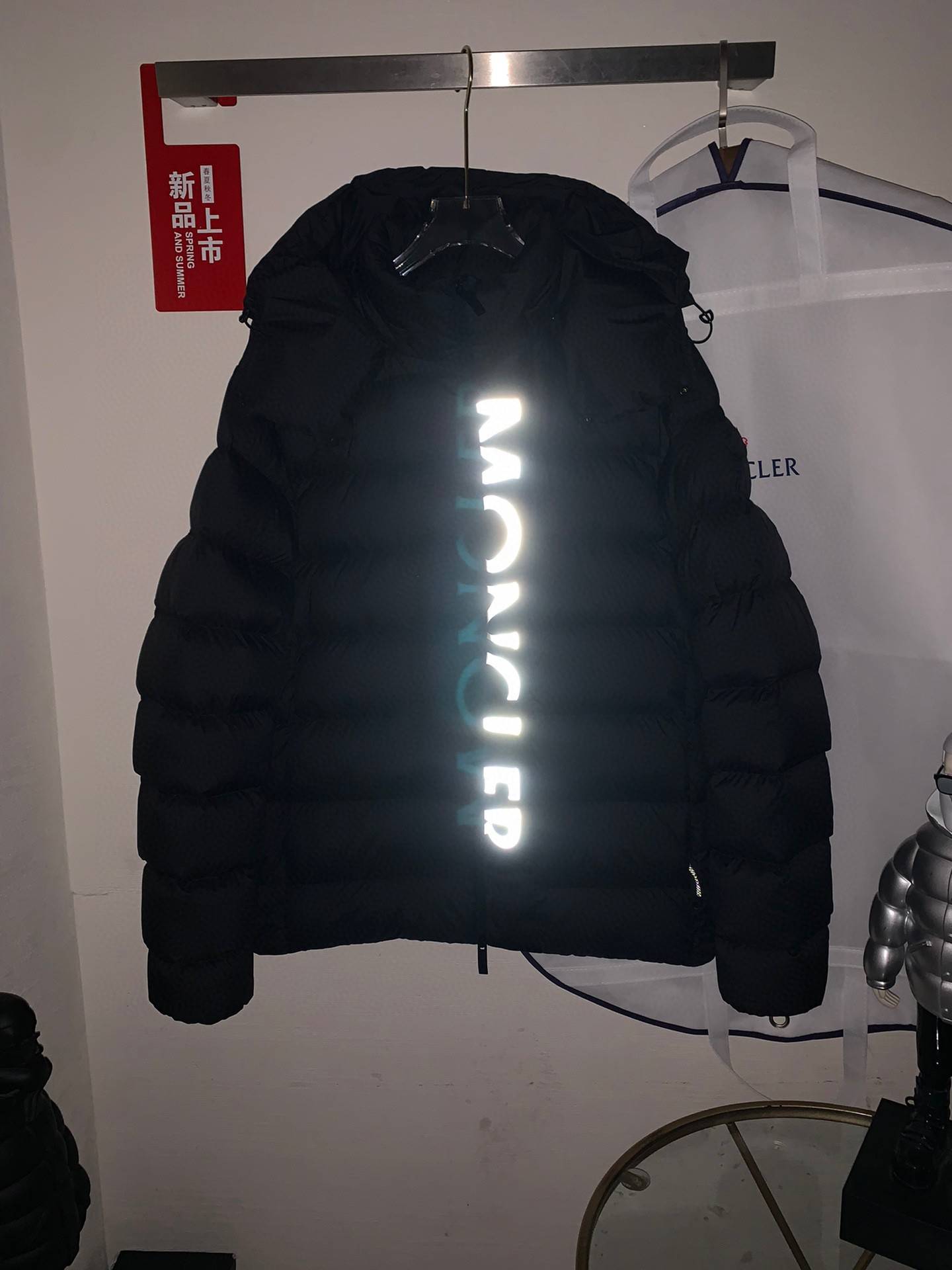 Moncler Short  men's down jacket