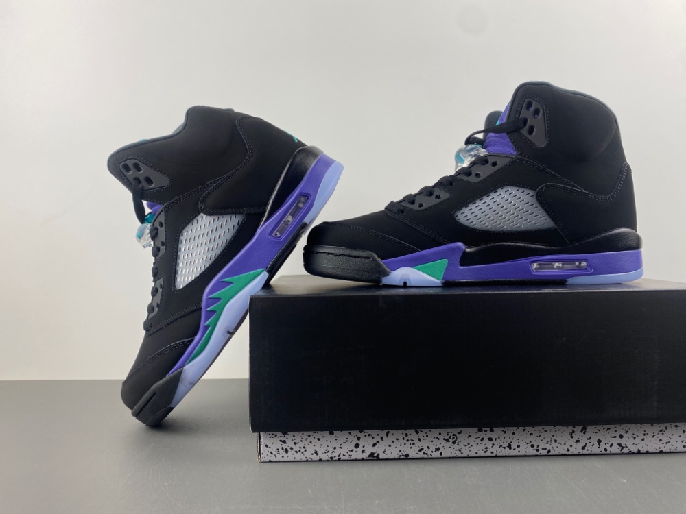 Air Jordan 5 Retro 'Black Grape 136027-007