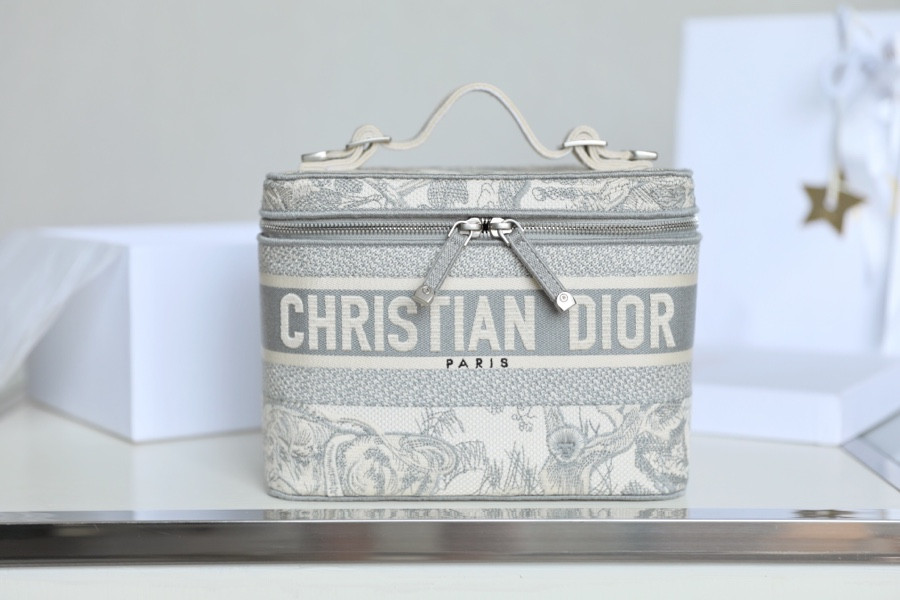 Dior Travel Vanity