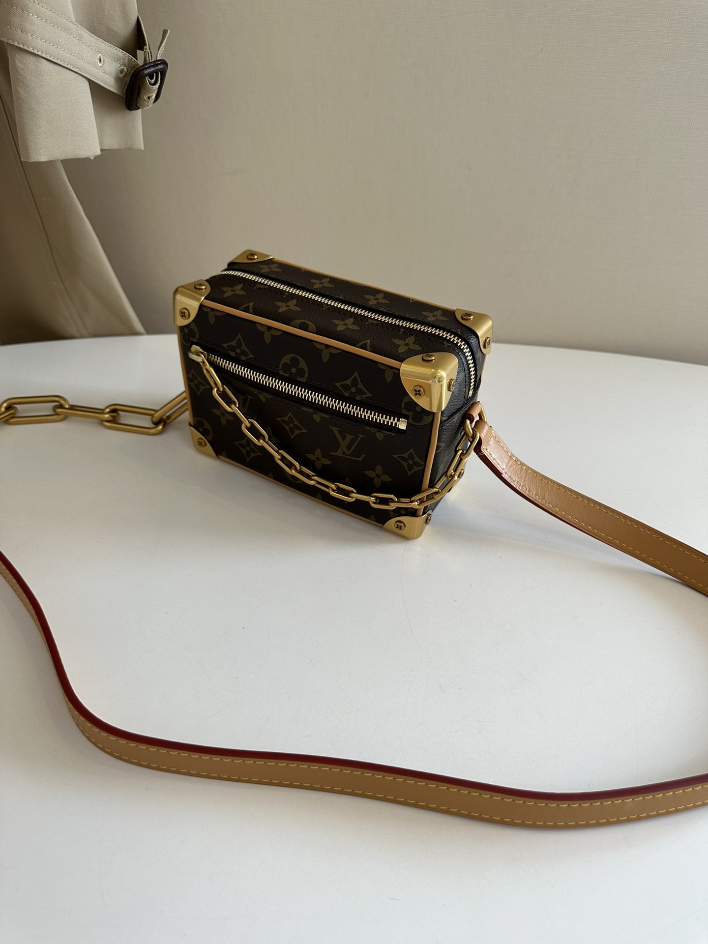 Lv Soft Trunk