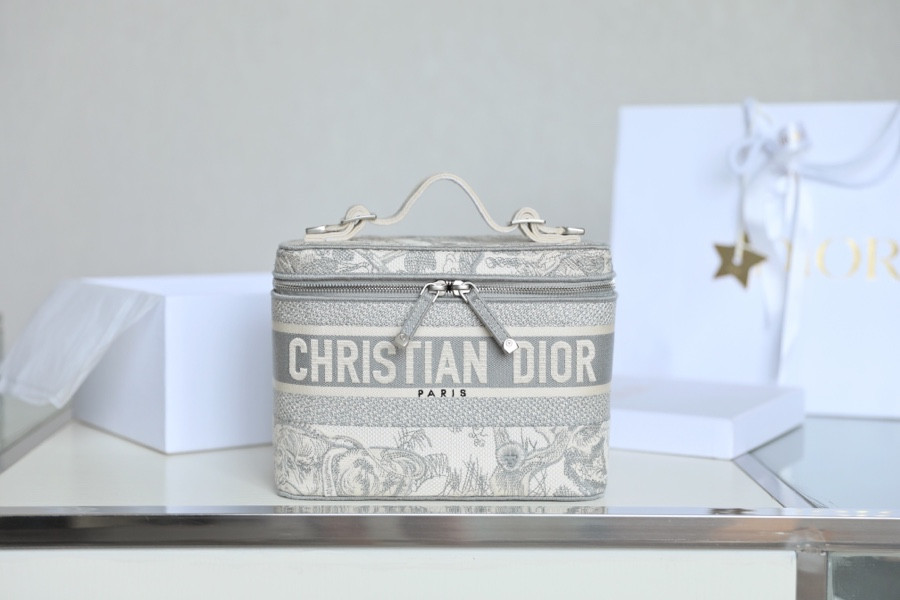 Dior Travel Vanity