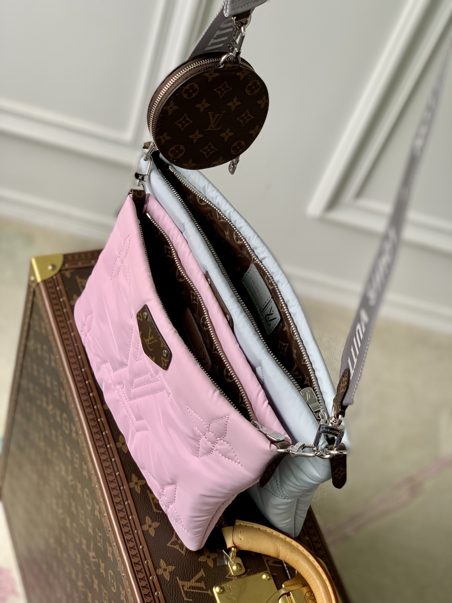Louis Vuitton Maxi Multi Pochette Accessoires Bag