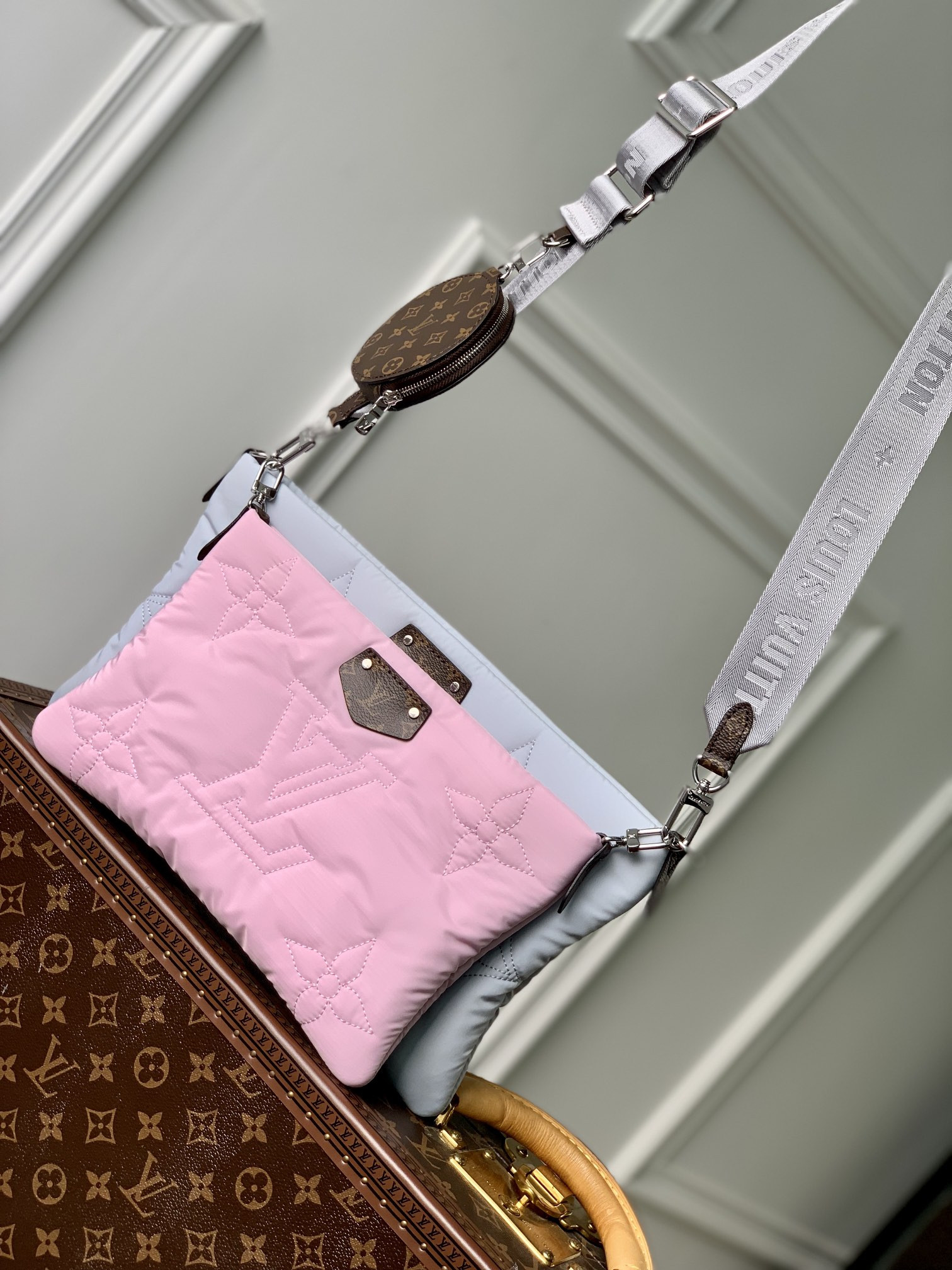 Louis Vuitton Maxi Multi Pochette Accessoires Bag