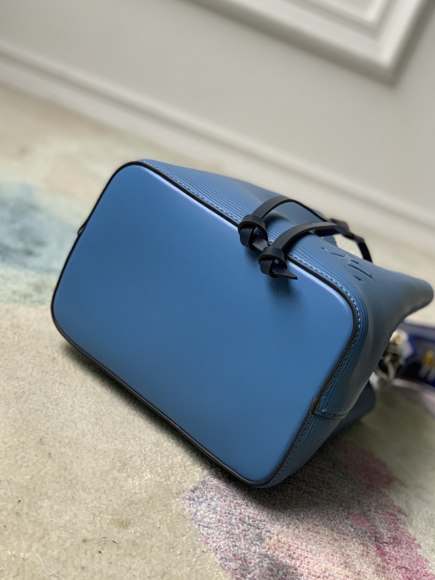 Louis Vuitton Néonoé Bag