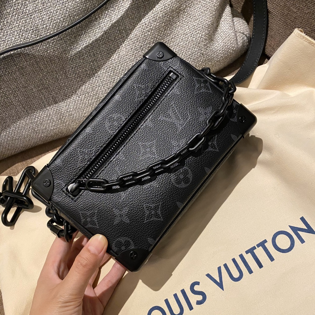 Lv Soft Trunk