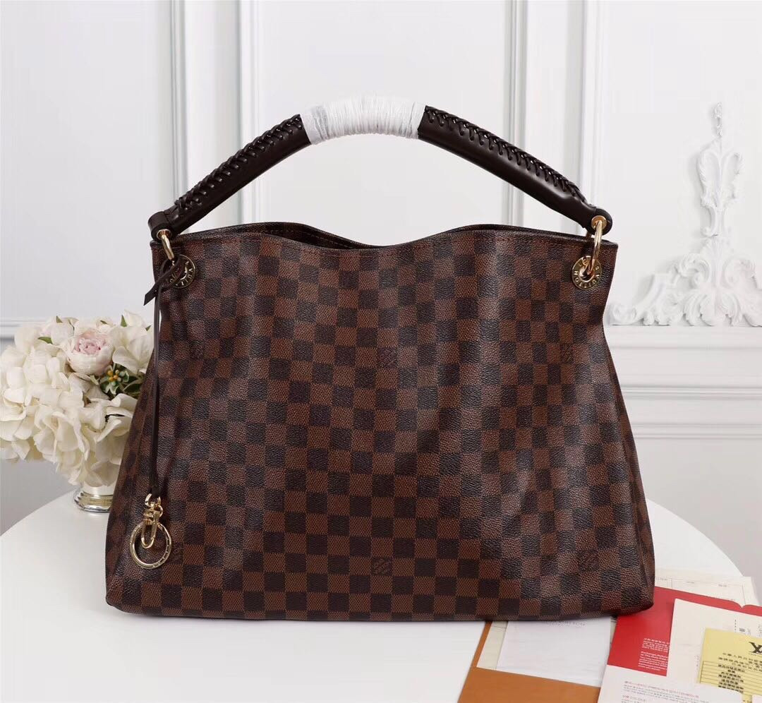 Louis Vuitton Artsy Bag