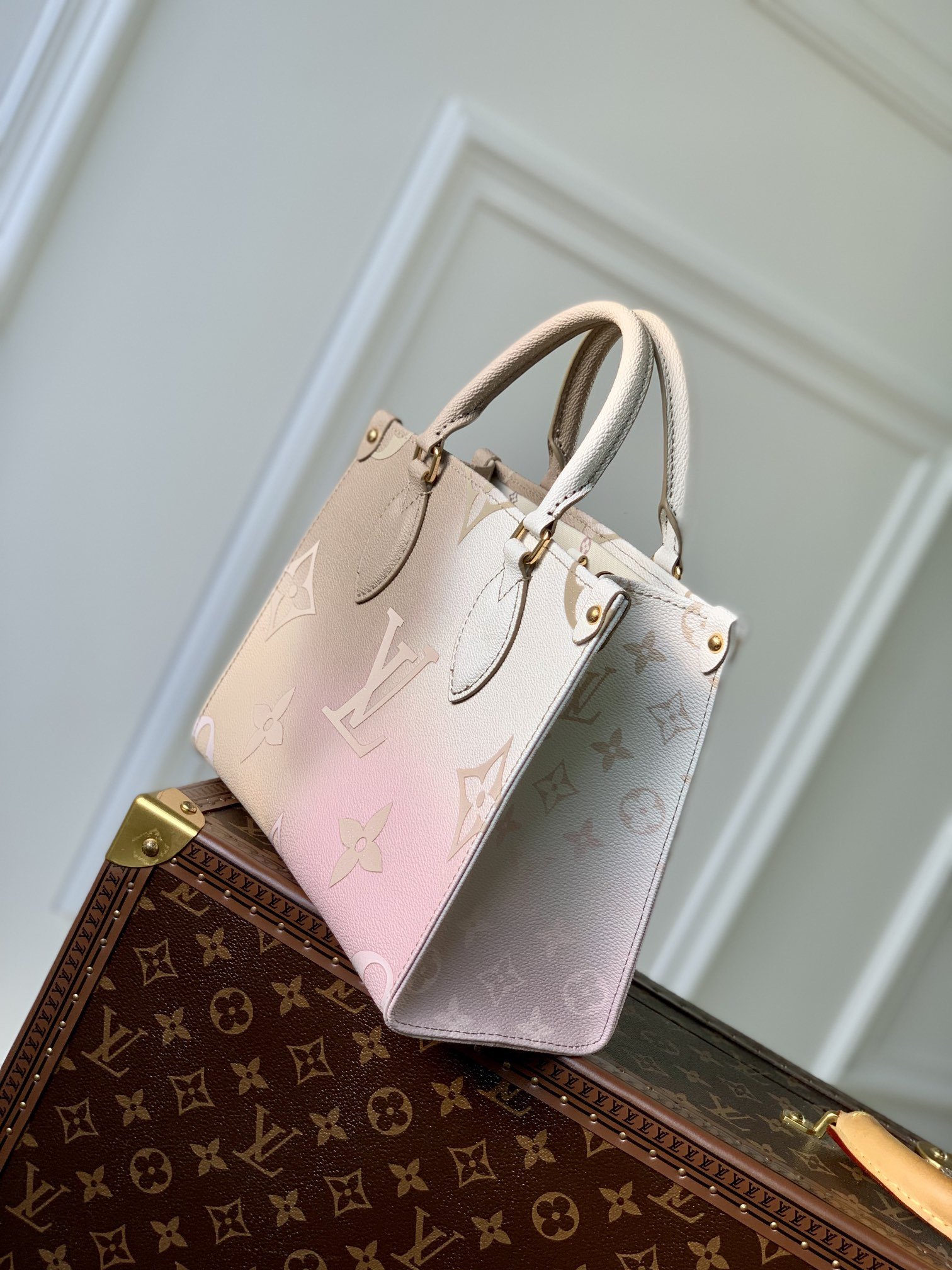 Louis Vuitton Onthego Bag