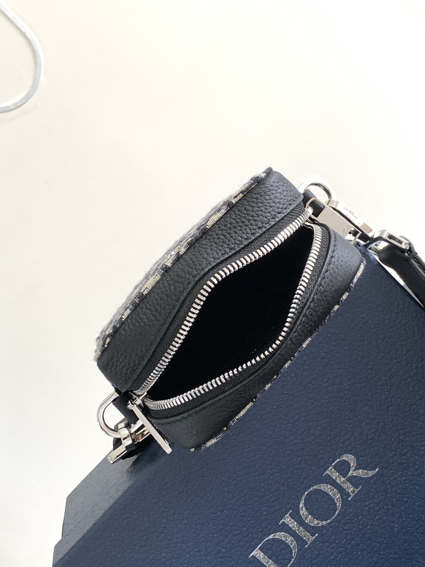 Dior World Tour Bag